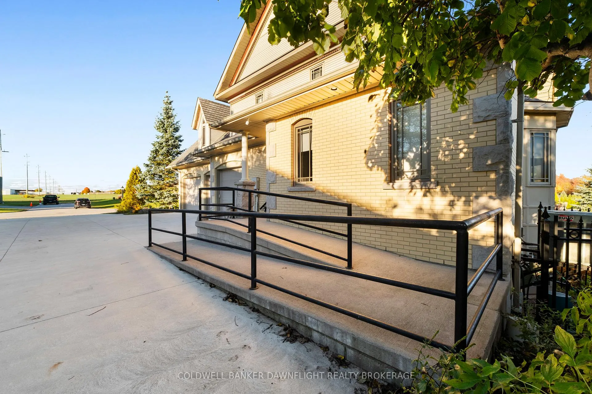 Photo 6 of 246 Hazelton Lane, South Huron, Exeter — HOMEH