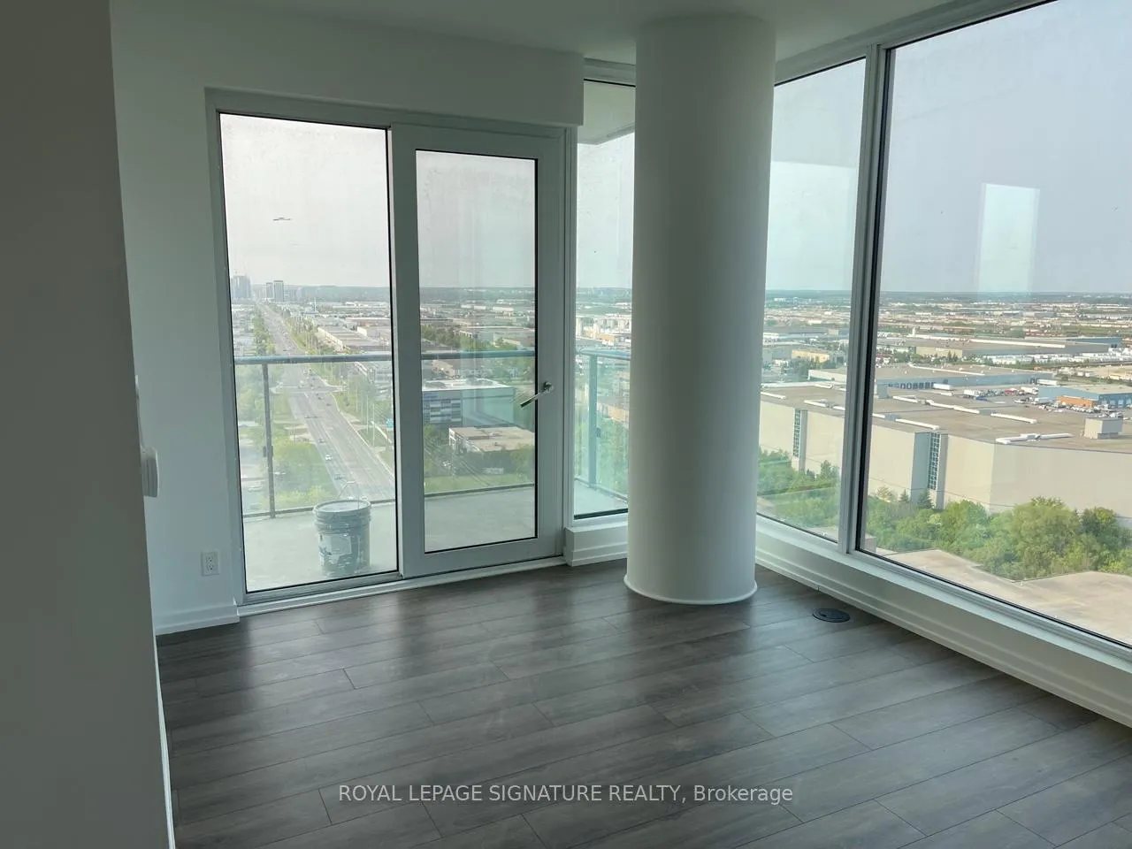 Photo 3 of Unit 2309, 7890 Jane Street, Vaughan, Vaughan Corporate Centre — HOMEH