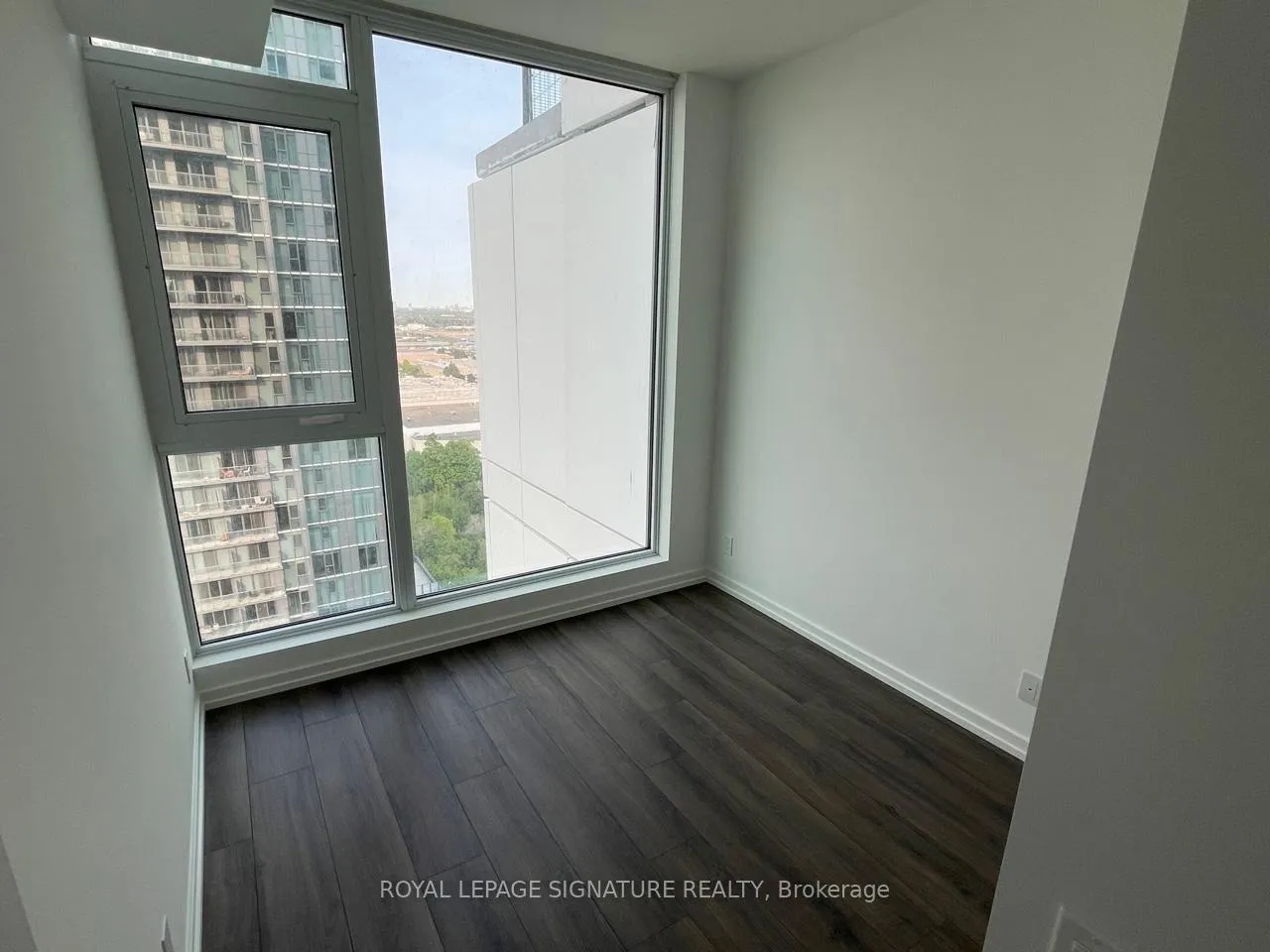 Photo 5 of Unit 2309, 7890 Jane Street, Vaughan, Vaughan Corporate Centre — HOMEH