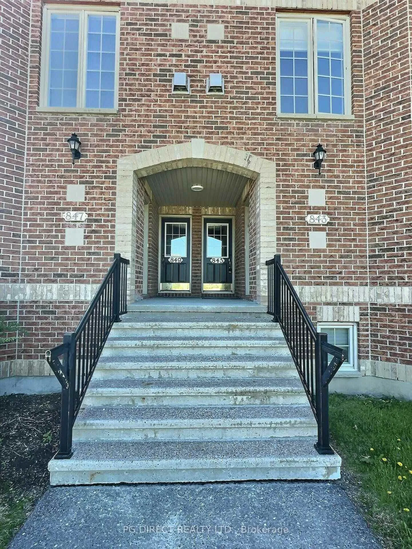 Photo 2 of 845 Longfields Drive, Ottawa, Barrhaven - Pheasant Run — HOMEH