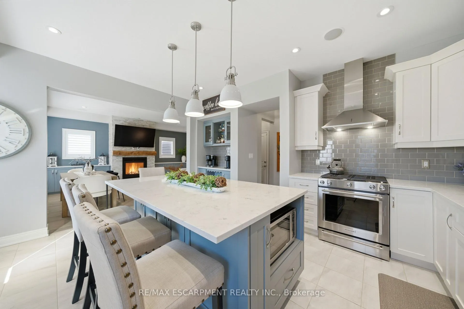 Photo 11 of 8 Myrtle Street, Pelham, Fonthill — HOMEH