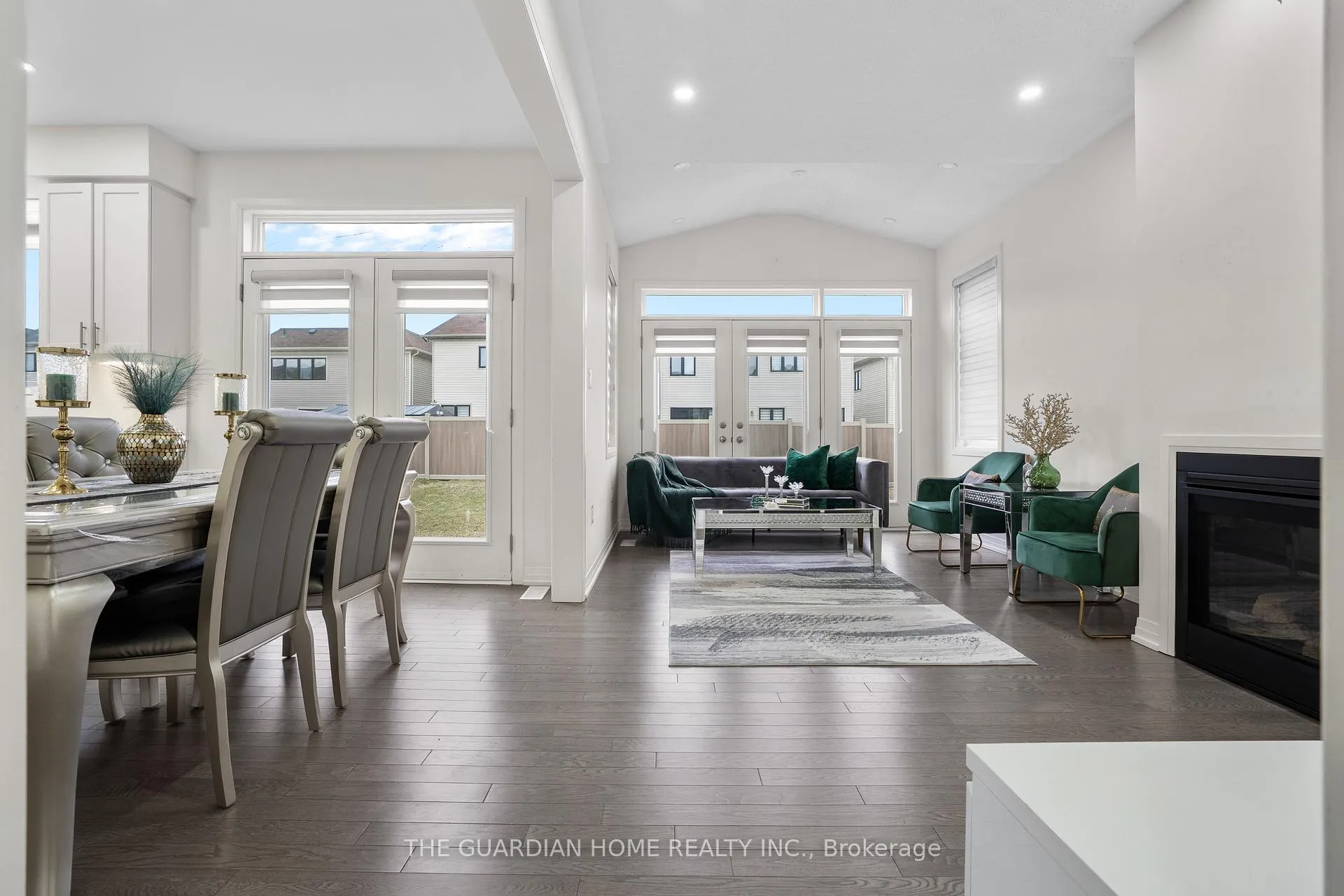 Photo 5 of 50 Cryderman Lane, Clarington, Bowmanville — HOMEH