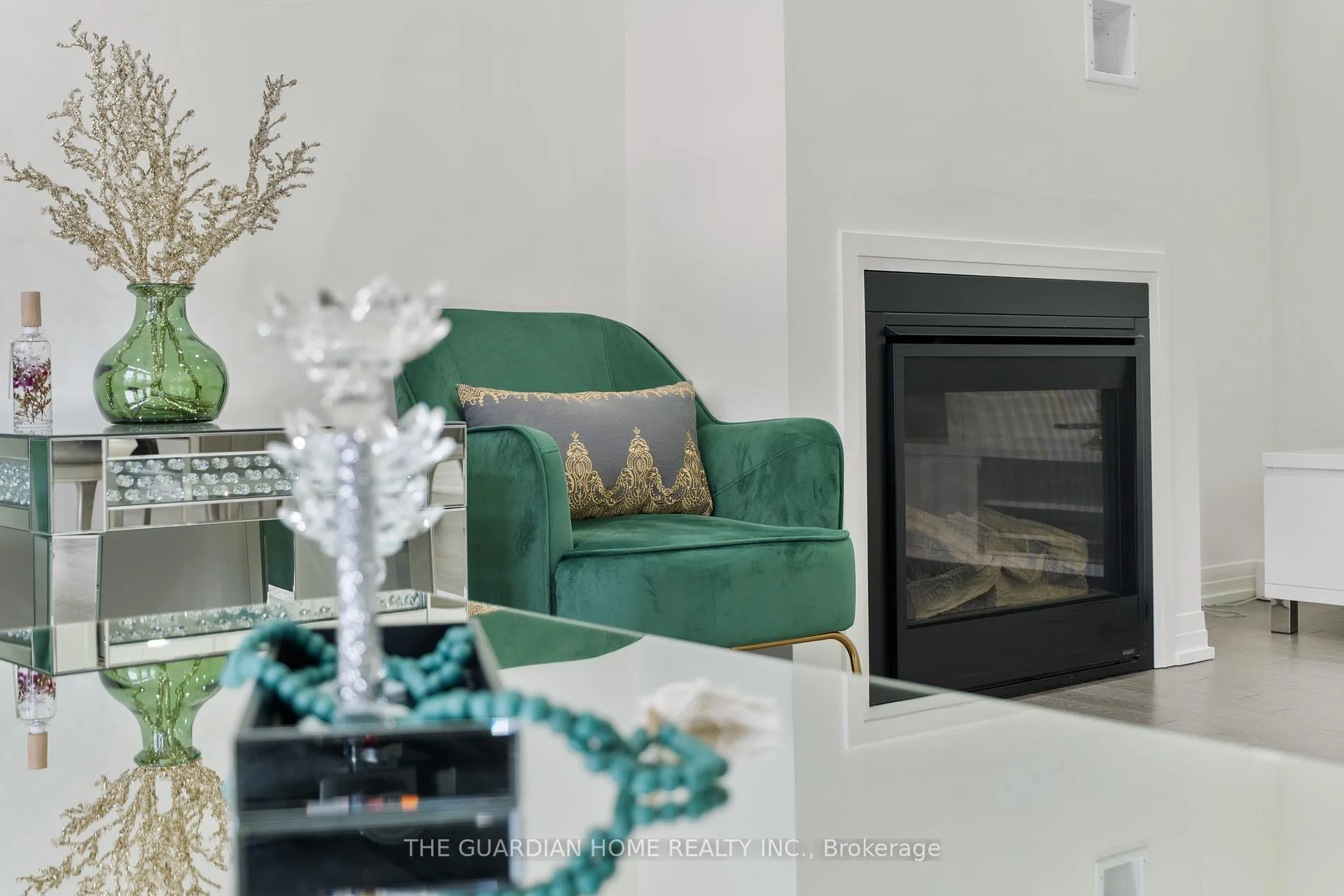 Photo 7 of 50 Cryderman Lane, Clarington, Bowmanville — HOMEH