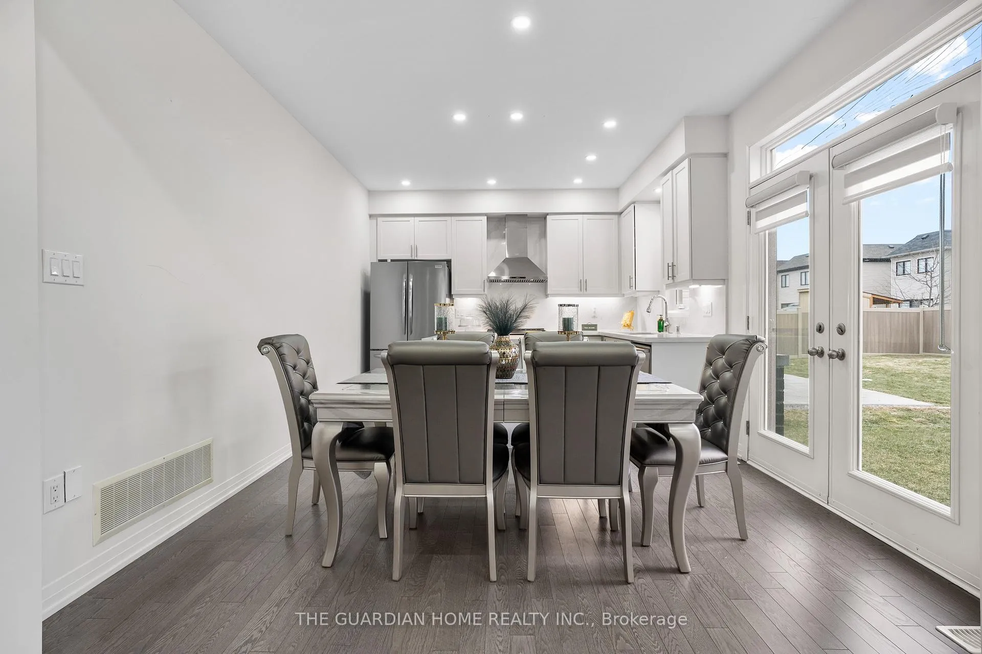 Photo 8 of 50 Cryderman Lane, Clarington, Bowmanville — HOMEH
