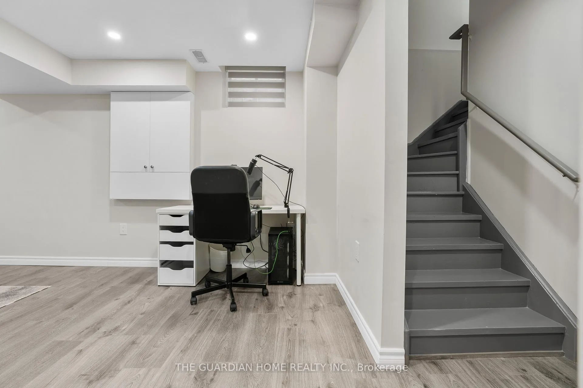 Photo 29 of 50 Cryderman Lane, Clarington, Bowmanville — HOMEH