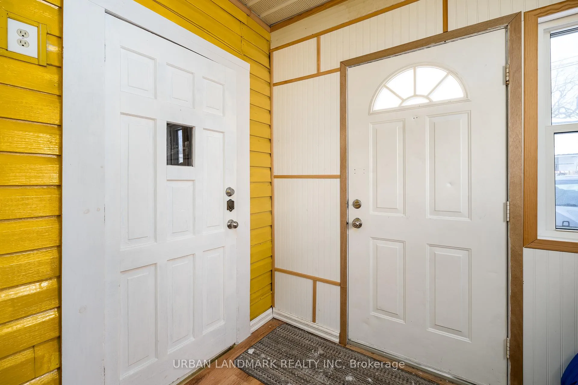 Photo 6 of 256 Dundas Street, Deseronto, Deseronto (Town) — HOMEH