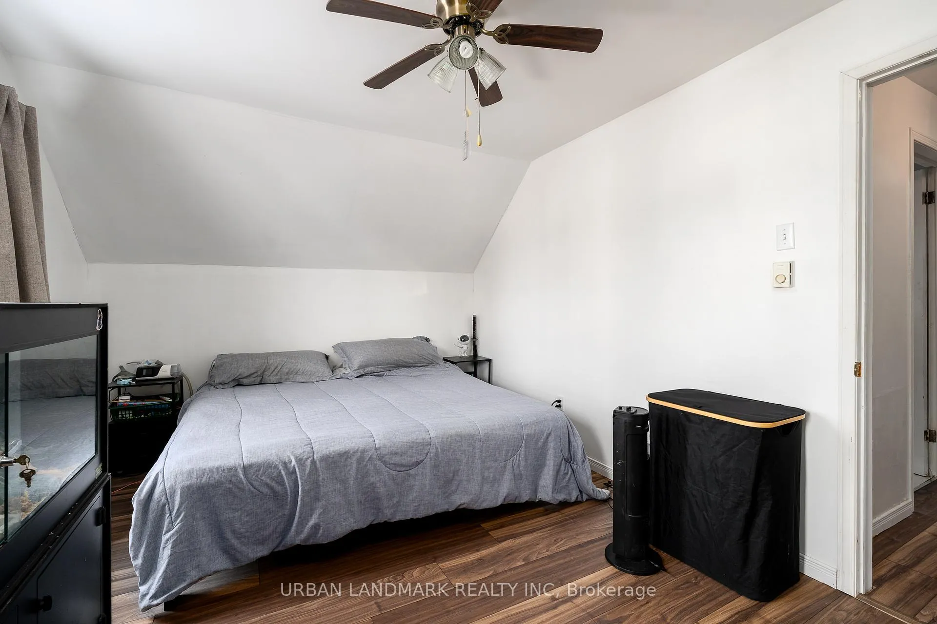 Photo 24 of 256 Dundas Street, Deseronto, Deseronto (Town) — HOMEH