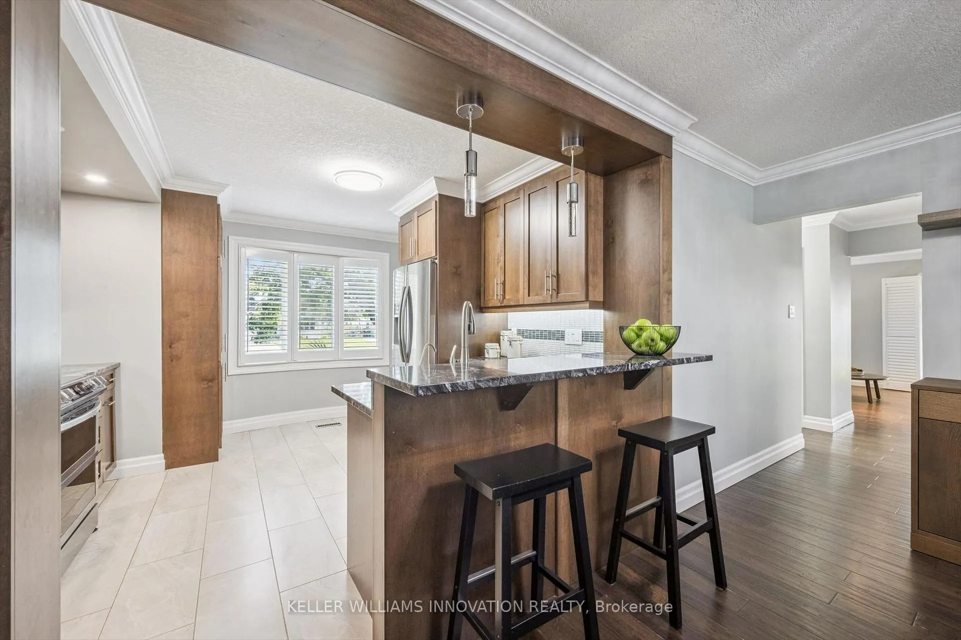 Photo 10 of 31 Glen Lake Crescent, Kitchener, Forest Heights — HOMEH