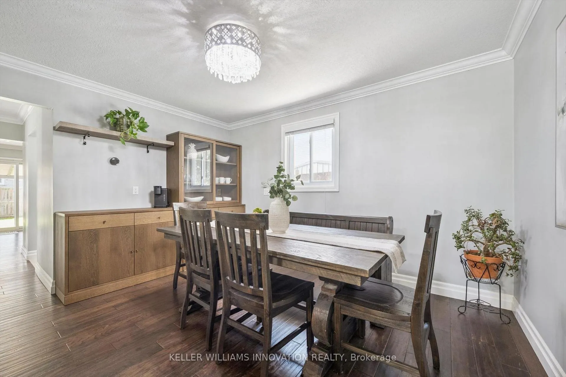 Photo 11 of 31 Glen Lake Crescent, Kitchener, Forest Heights — HOMEH