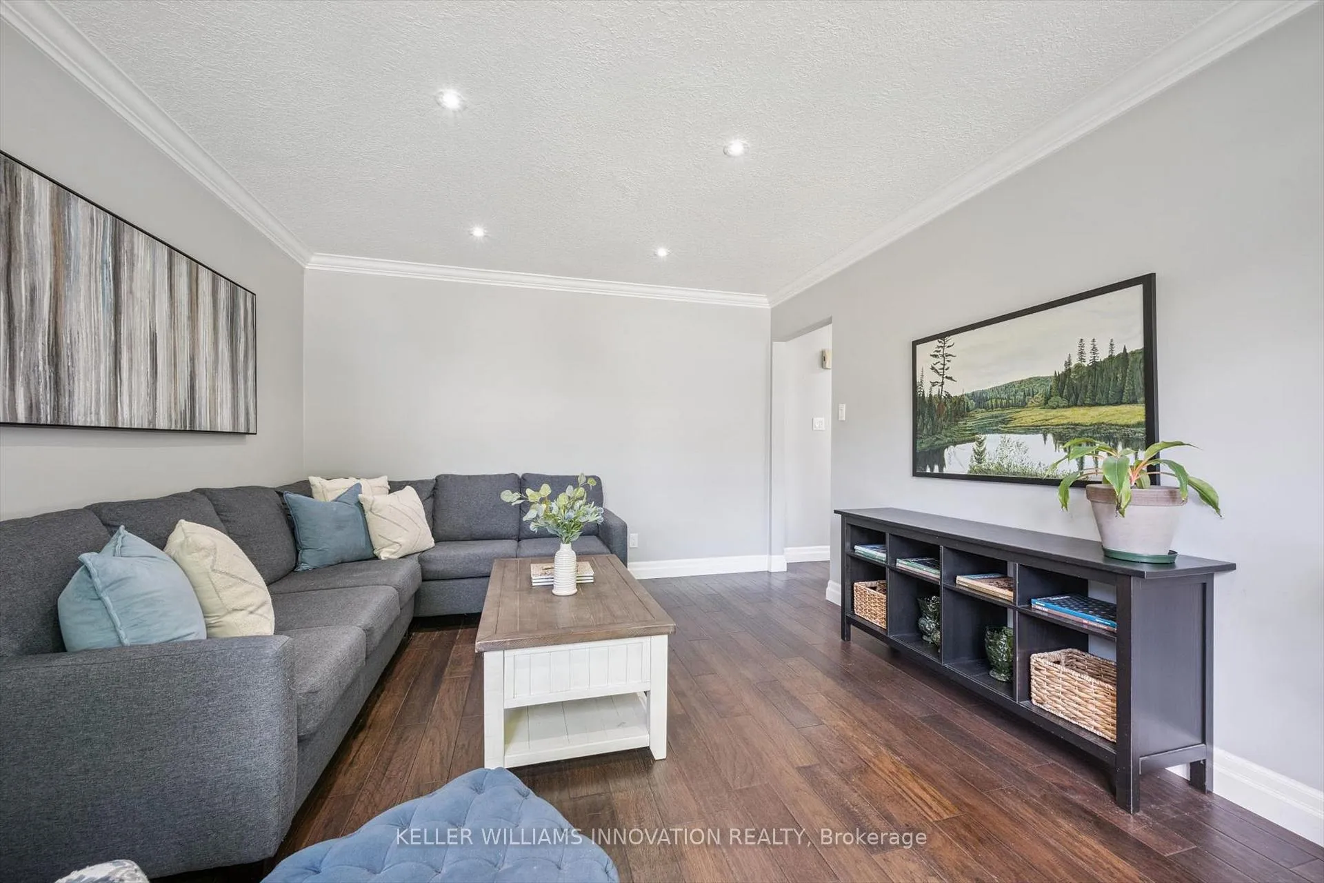 Photo 16 of 31 Glen Lake Crescent, Kitchener, Forest Heights — HOMEH