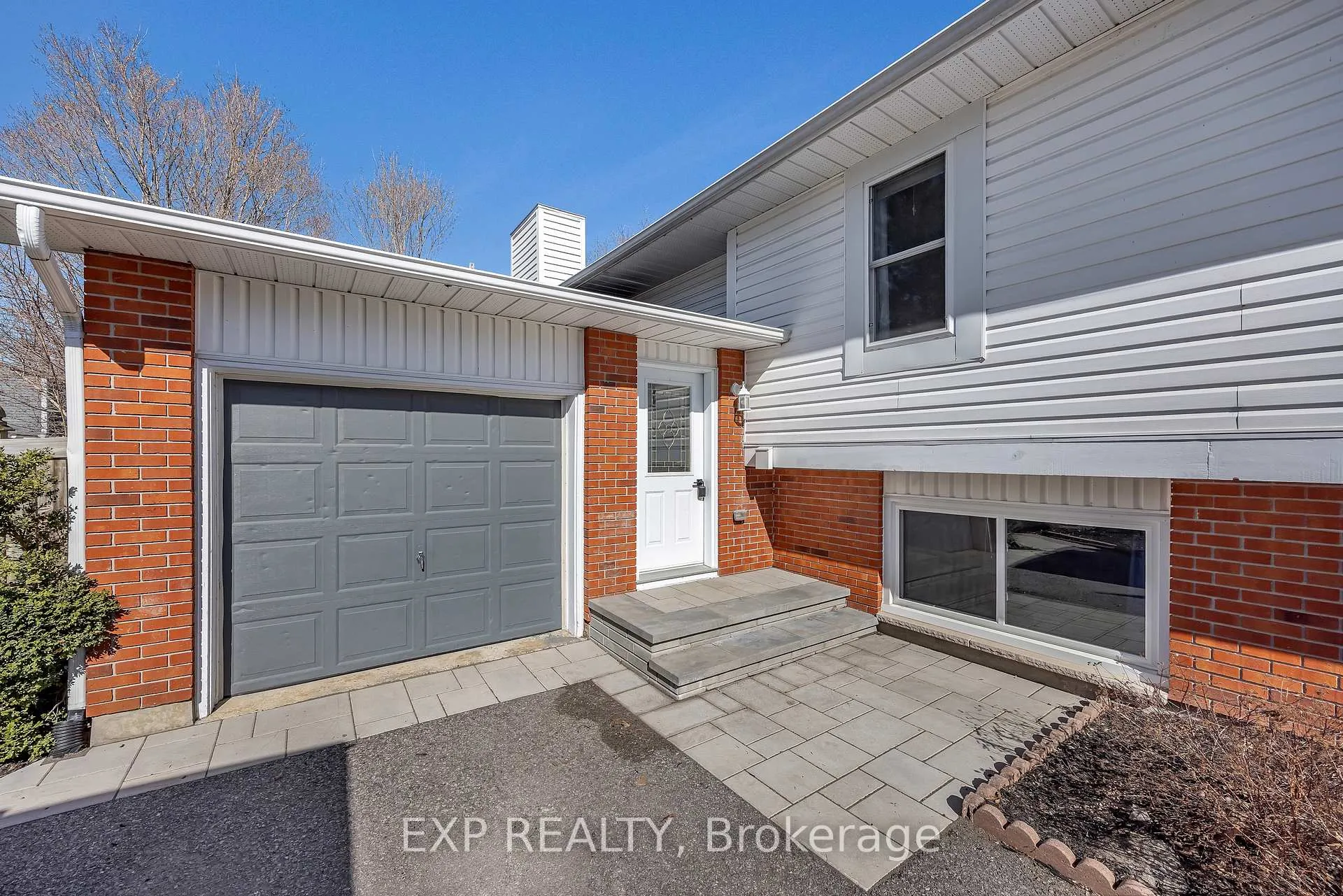 Photo 3 of 46 Nelson Street W, Carleton Place — HOMEH