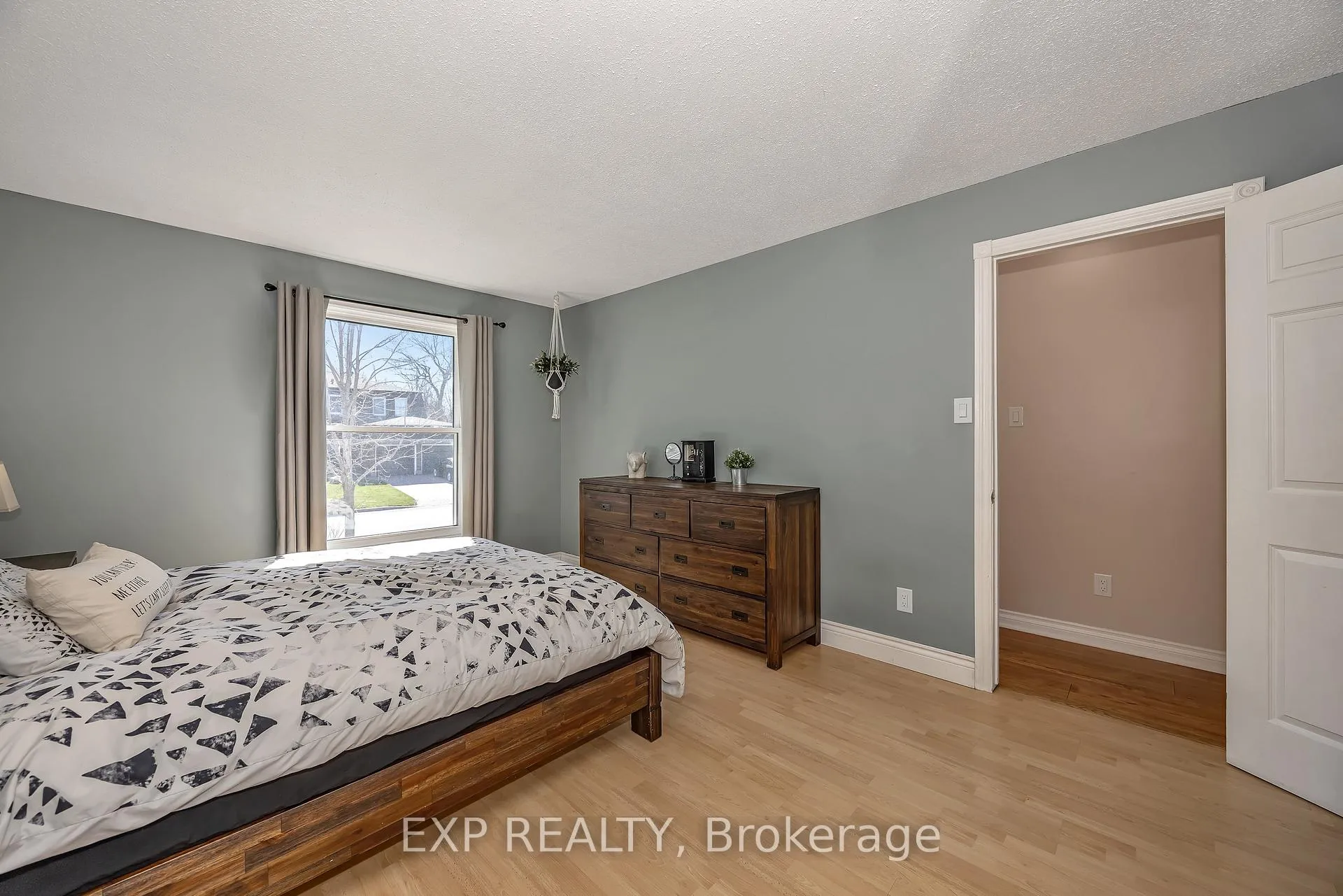 Photo 17 of 46 Nelson Street W, Carleton Place — HOMEH