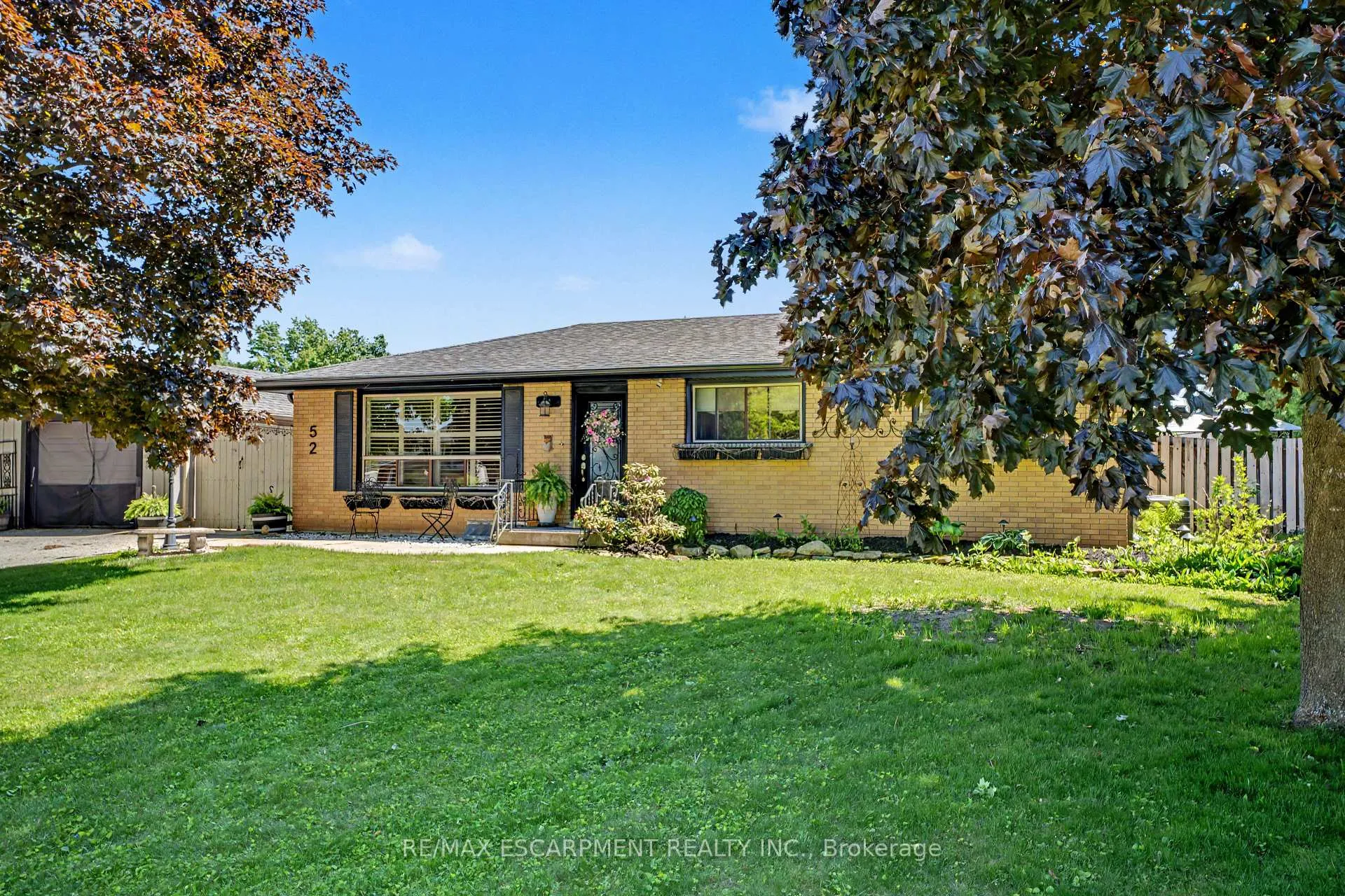 Photo 2 of 52 Lorne Avenue, Brant, Burford — HOMEH