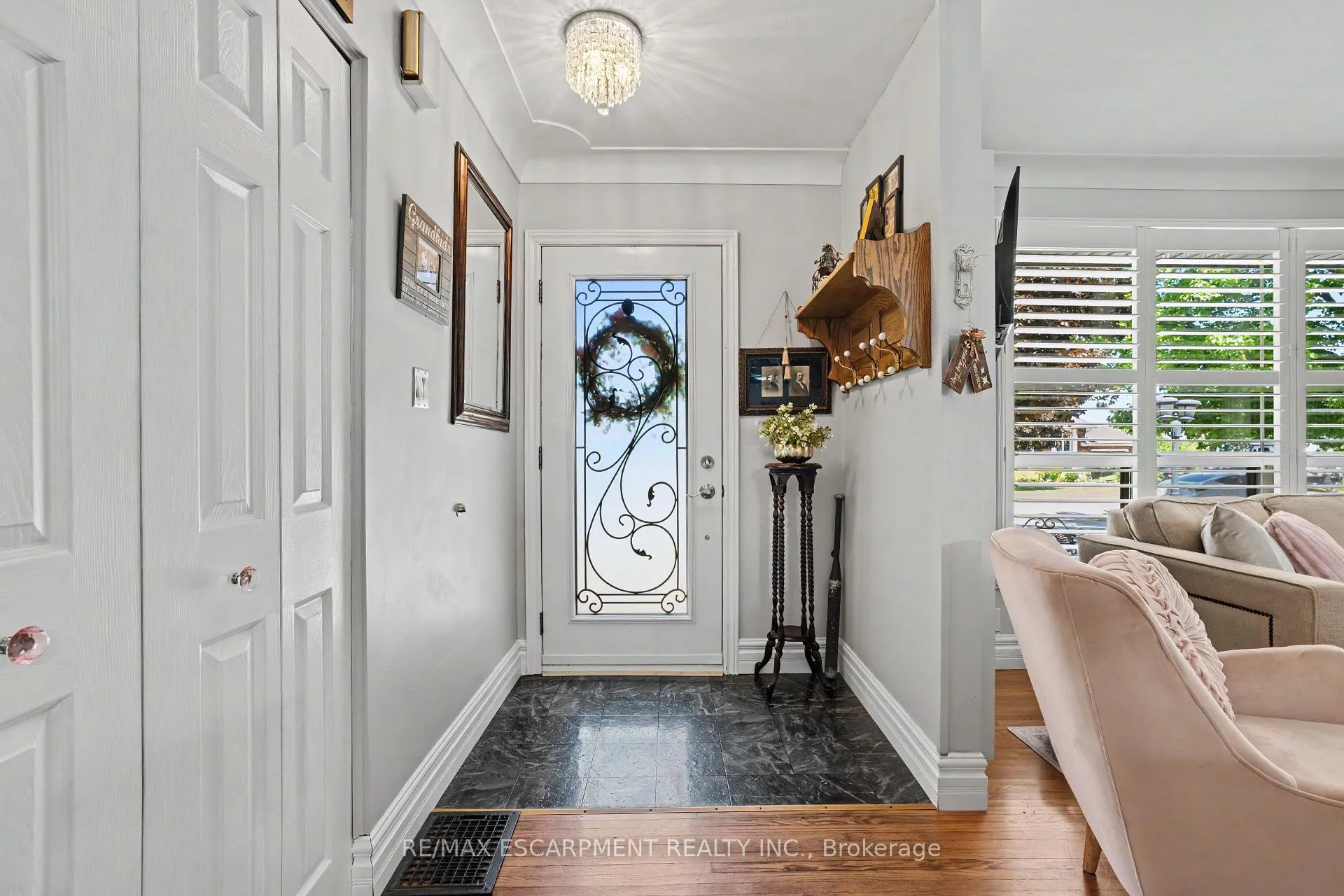 Photo 4 of 52 Lorne Avenue, Brant, Burford — HOMEH