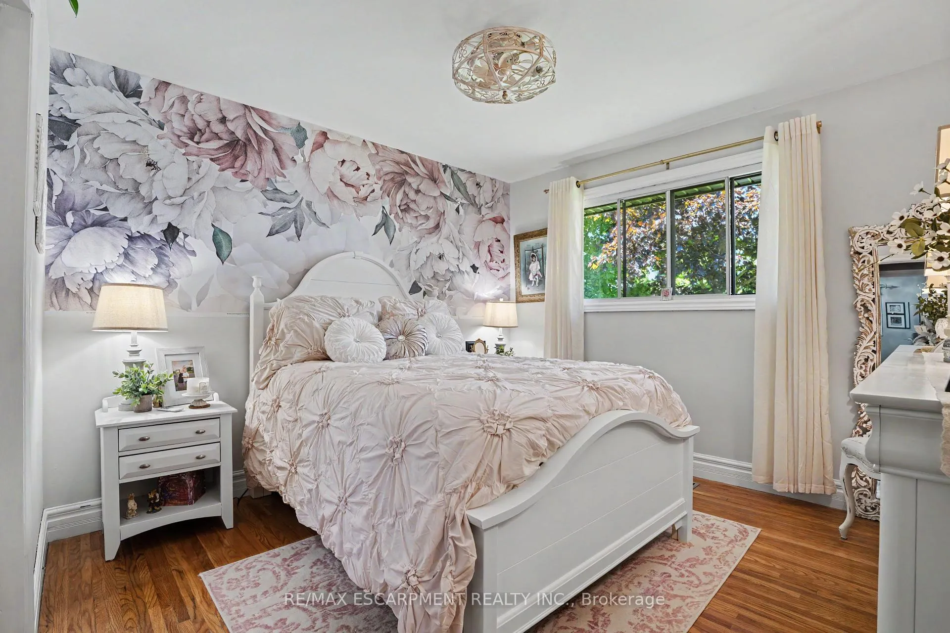 Photo 9 of 52 Lorne Avenue, Brant, Burford — HOMEH