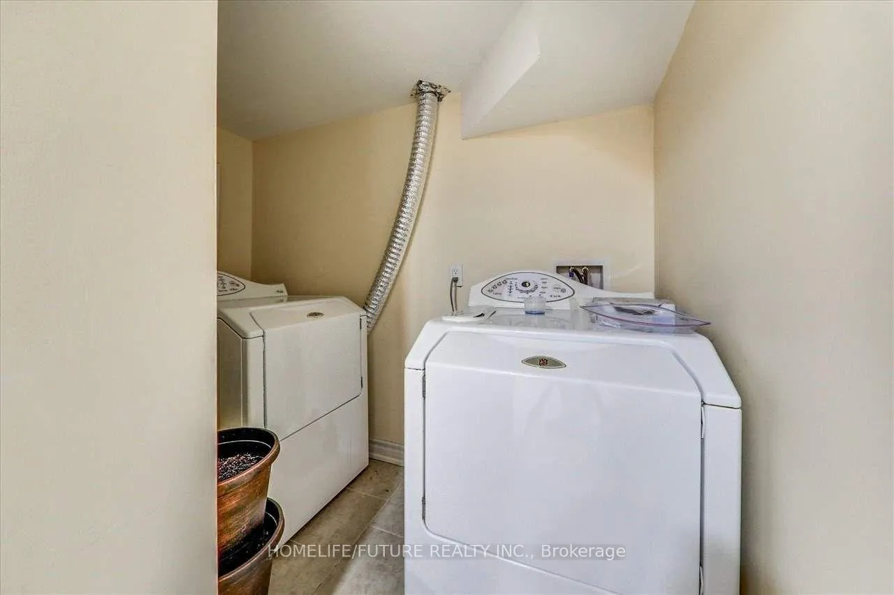 Photo 5 of Unit Bsmt, 455 Staines Road, Scarborough, Rouge — HOMEH