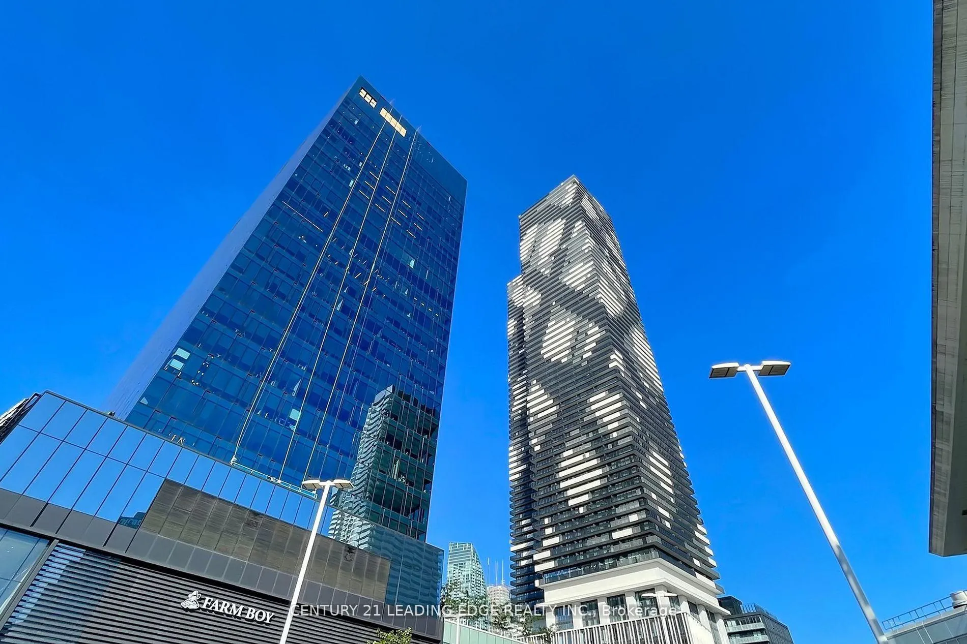 Front of Unit 5909, 138 Downes Street
