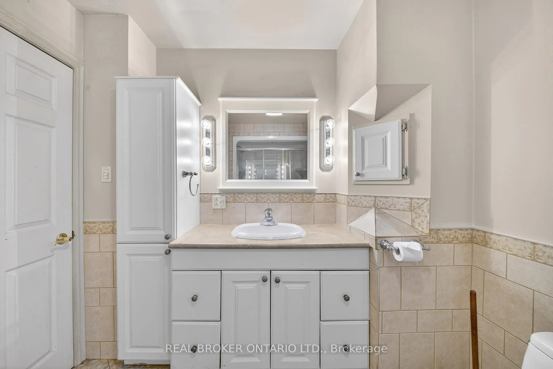 Photo 12 of 55 Merigold Street, St. Catharines, Western Hill — HOMEH