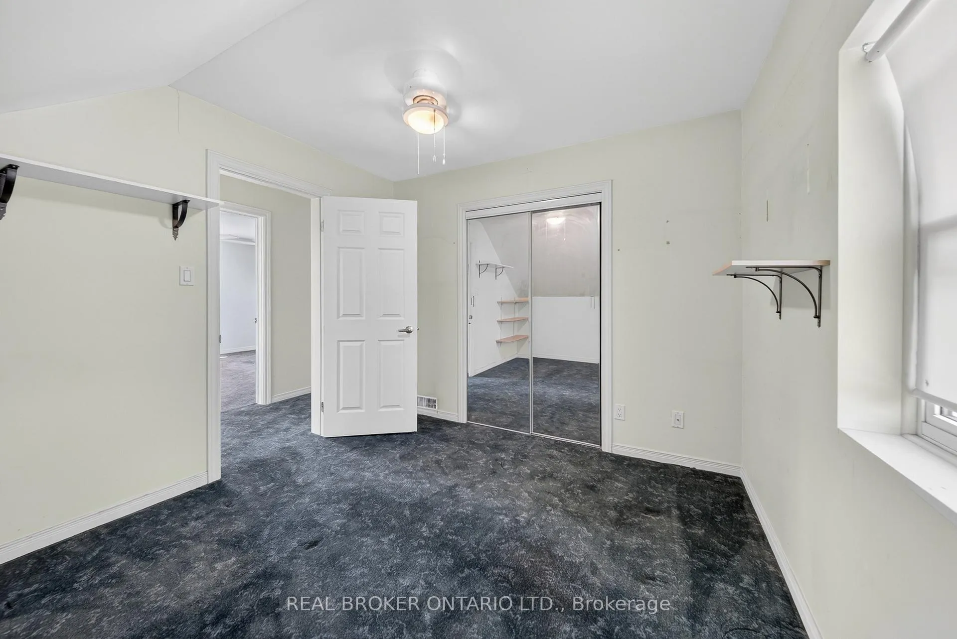 Photo 15 of 55 Merigold Street, St. Catharines, Western Hill — HOMEH
