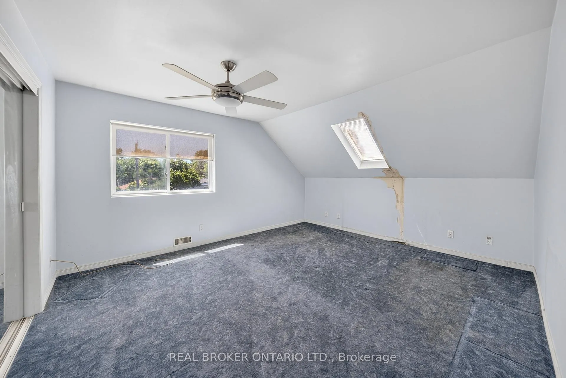 Photo 16 of 55 Merigold Street, St. Catharines, Western Hill — HOMEH