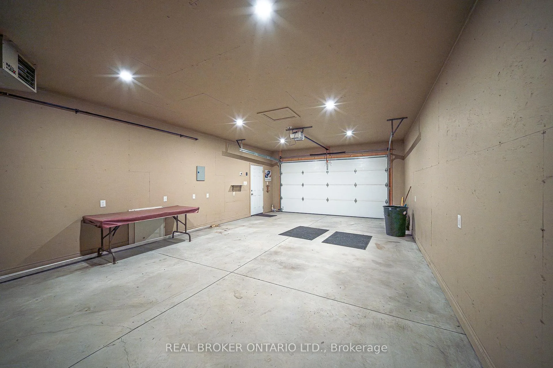 Photo 22 of 55 Merigold Street, St. Catharines, Western Hill — HOMEH