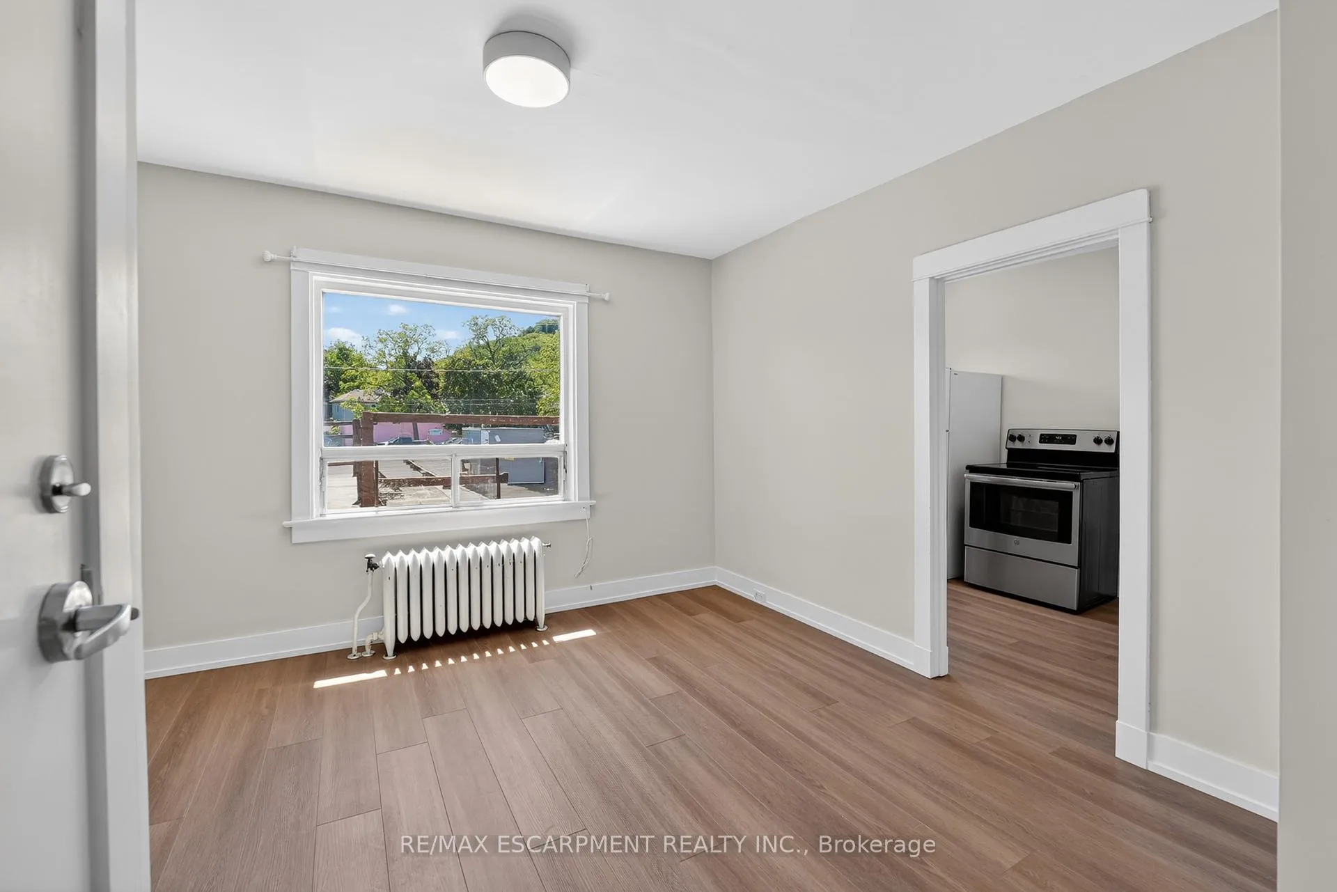 Photo 6 of Unit #2, 13 Main Street W, Grimsby, Grimsby East — HOMEH