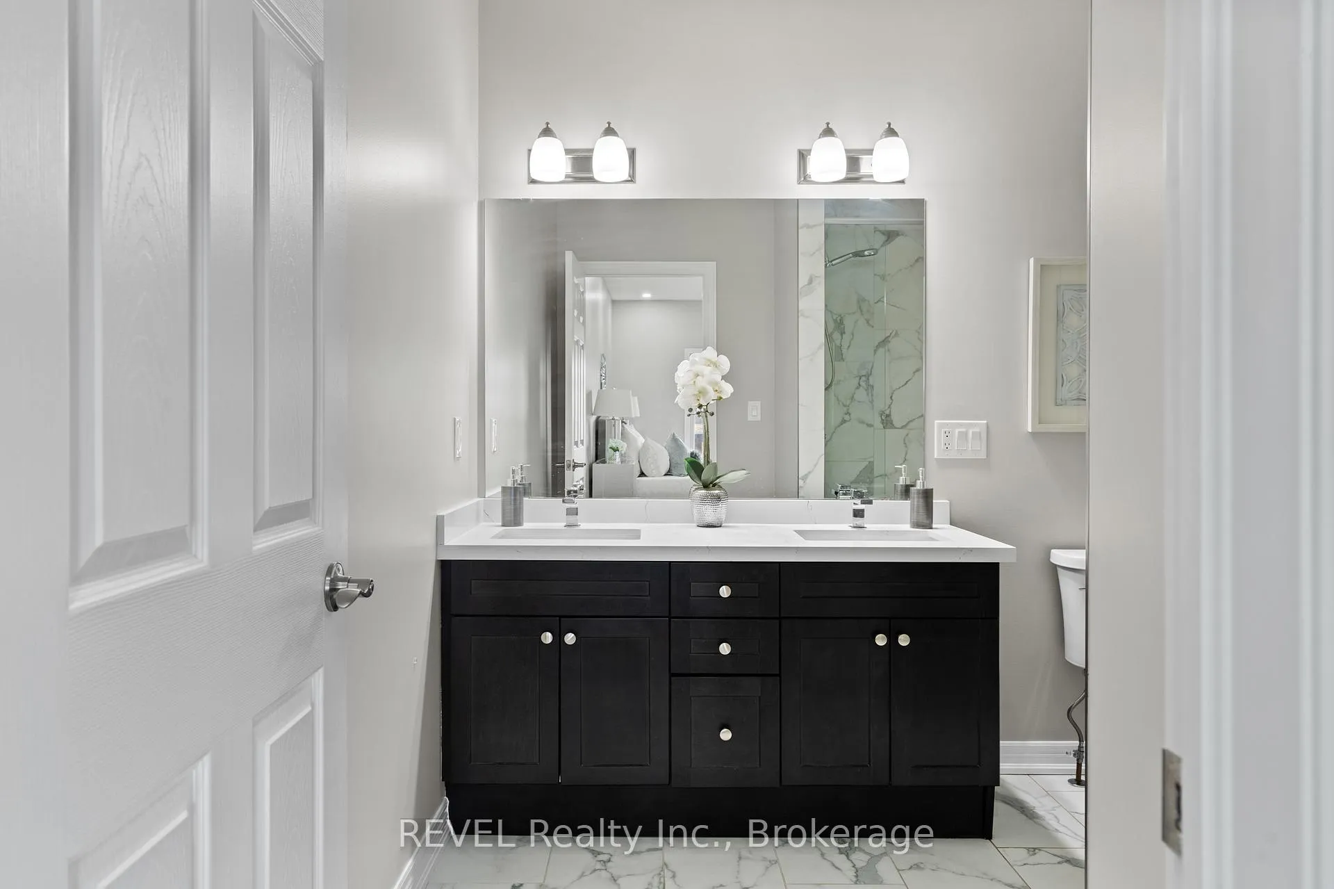 Photo 24 of Unit 7, 7138 Parsa Street E, Niagara Falls, Brown — HOMEH
