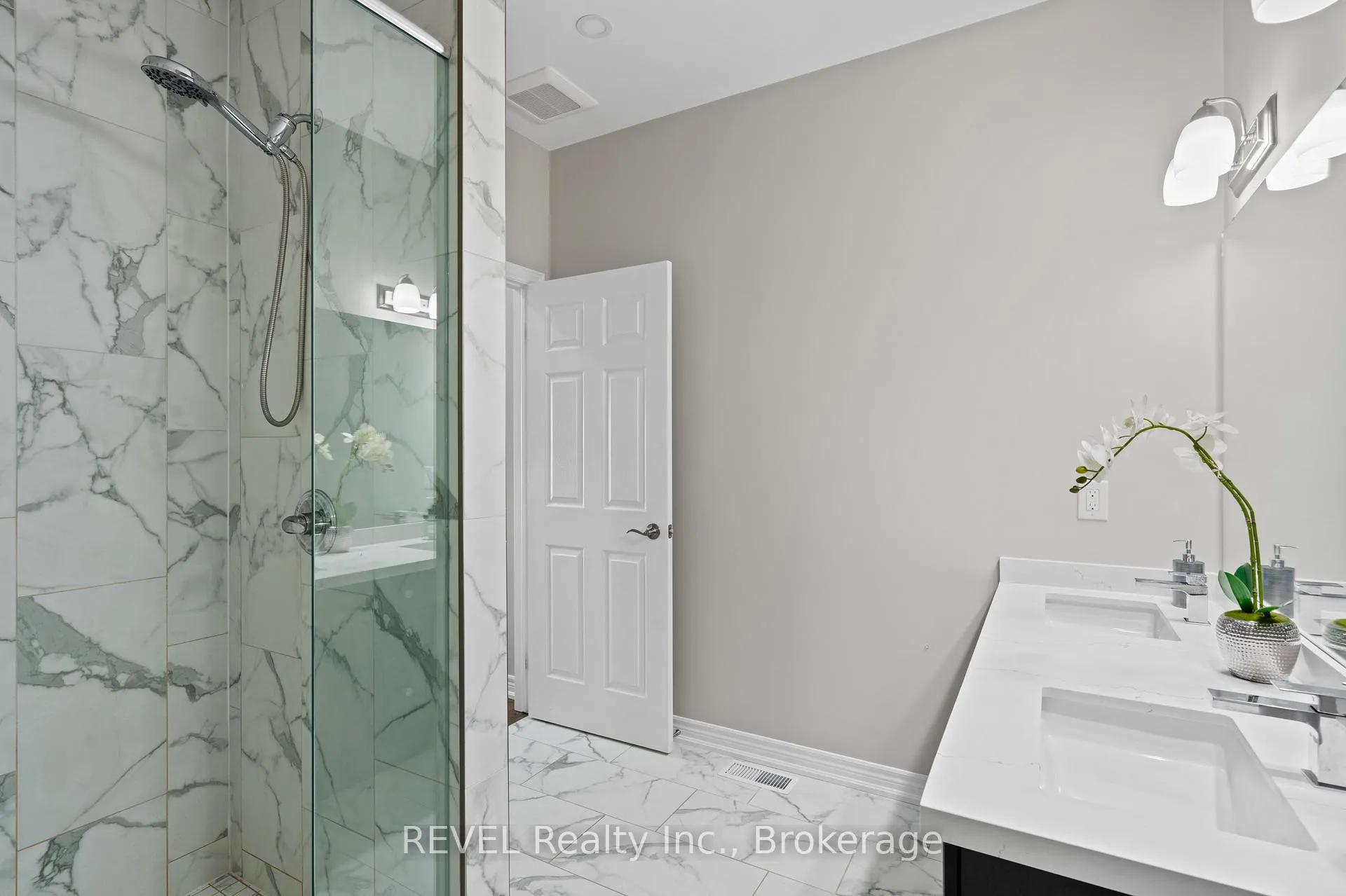 Photo 25 of Unit 7, 7138 Parsa Street E, Niagara Falls, Brown — HOMEH