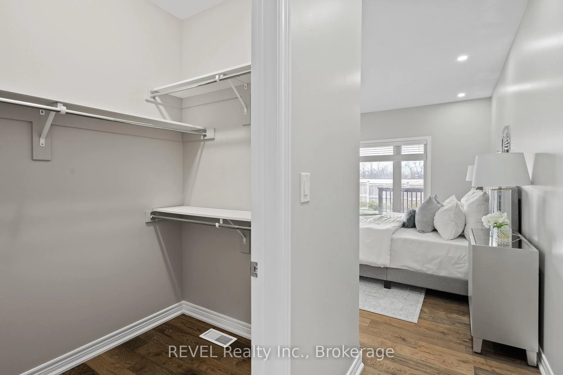 Photo 27 of Unit 7, 7138 Parsa Street E, Niagara Falls, Brown — HOMEH