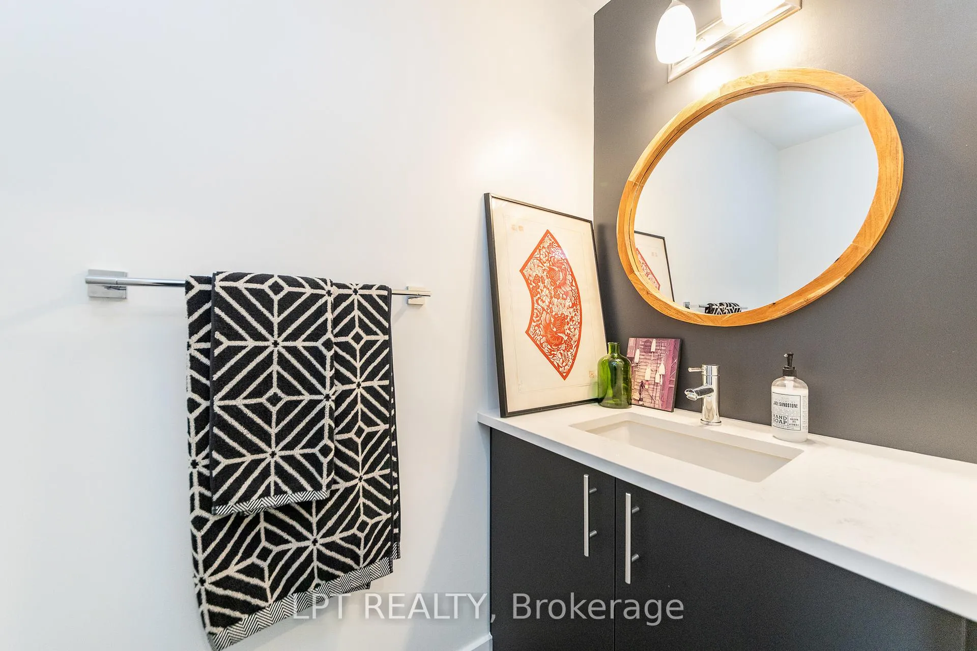 Photo 7 of 557 Tahoe Heights, Ottawa, Leitrim — HOMEH
