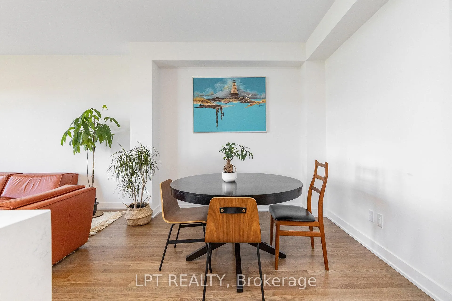 Photo 17 of 557 Tahoe Heights, Ottawa, Leitrim — HOMEH