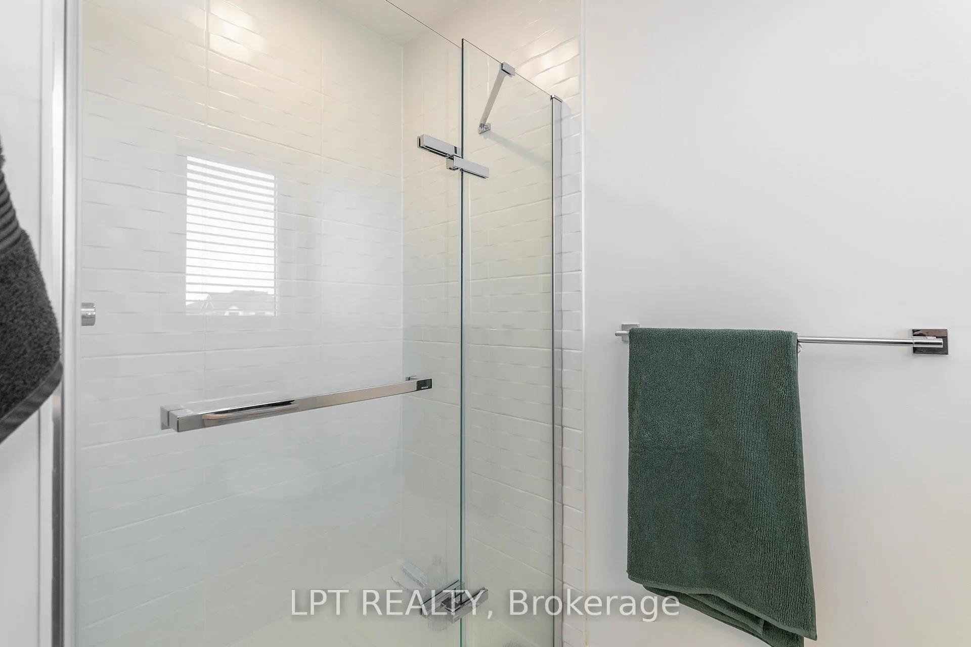 Photo 22 of 557 Tahoe Heights, Ottawa, Leitrim — HOMEH