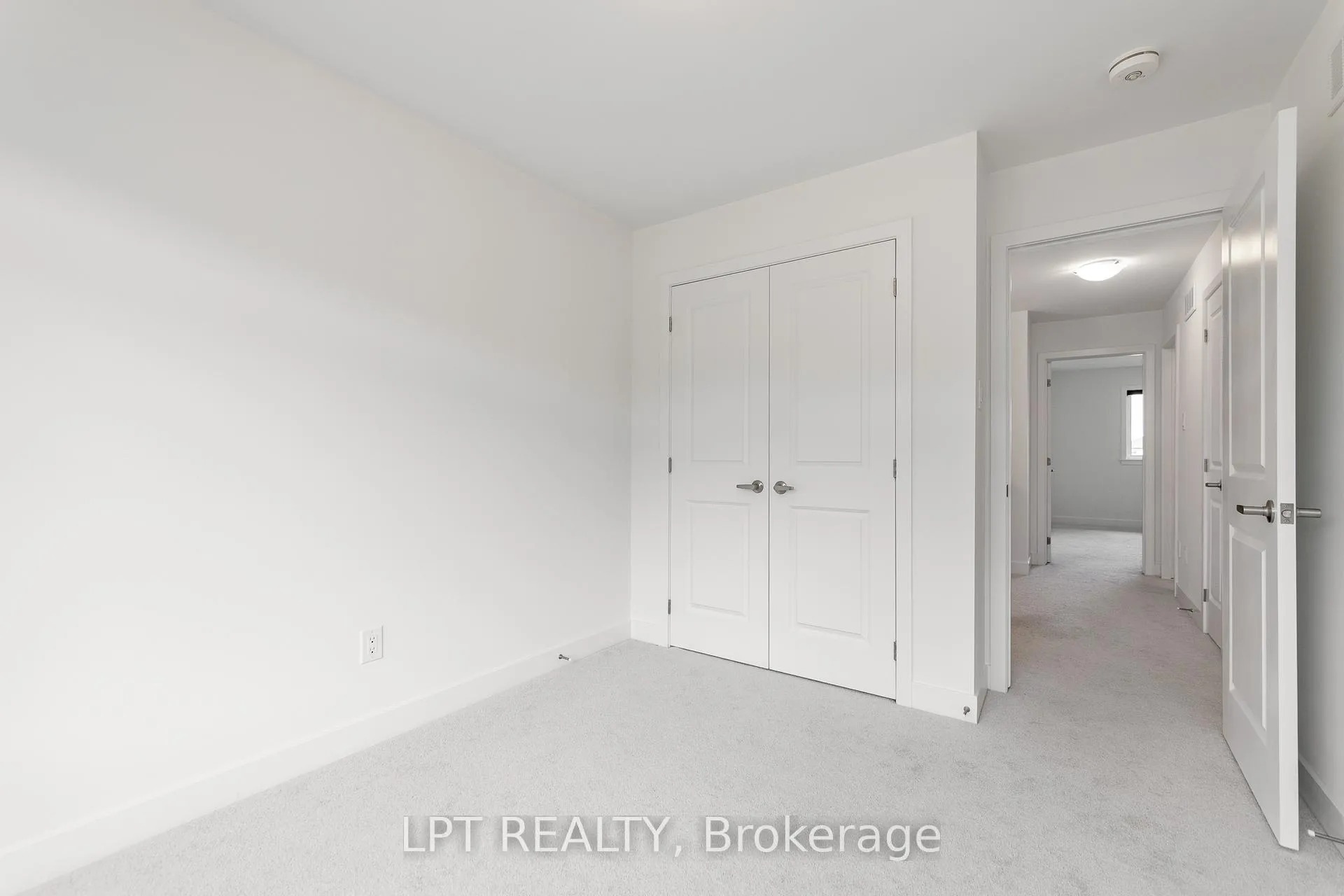 Photo 24 of 557 Tahoe Heights, Ottawa, Leitrim — HOMEH
