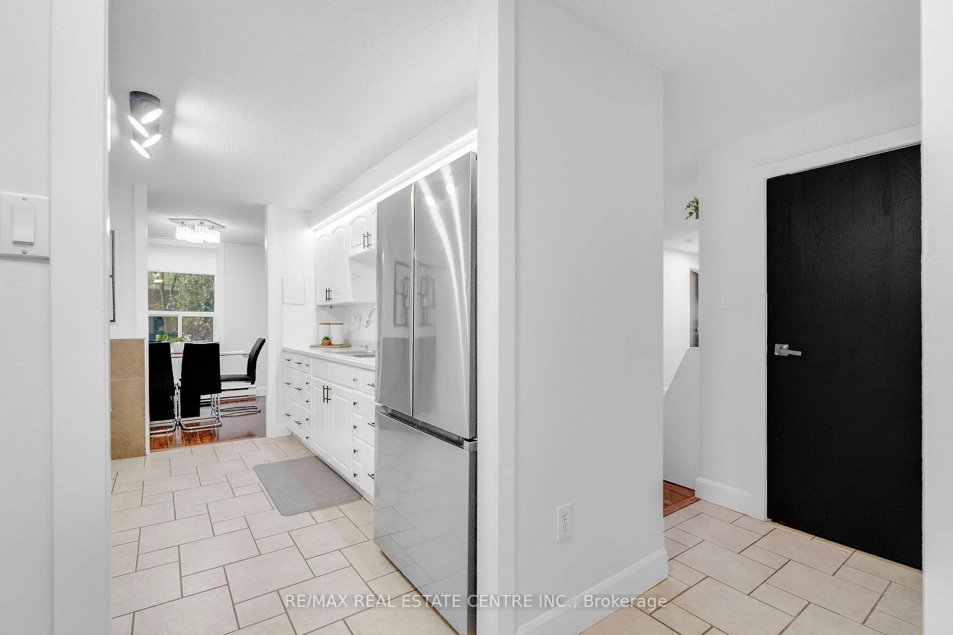 Photo 15 of Unit 103, 35 Green Valley Drive, Kitchener, Pioneer Park — HOMEH