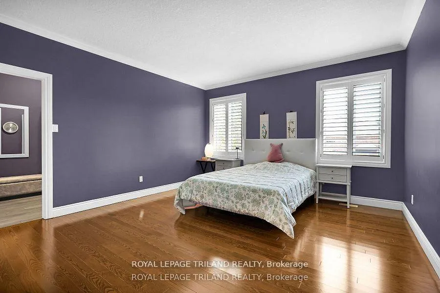 Photo 24 of 7119 Clayton Walk, London, South V — HOMEH