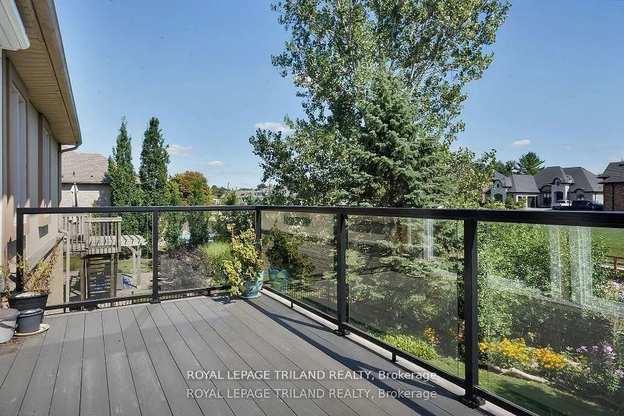 Photo 41 of 7119 Clayton Walk, London, South V — HOMEH