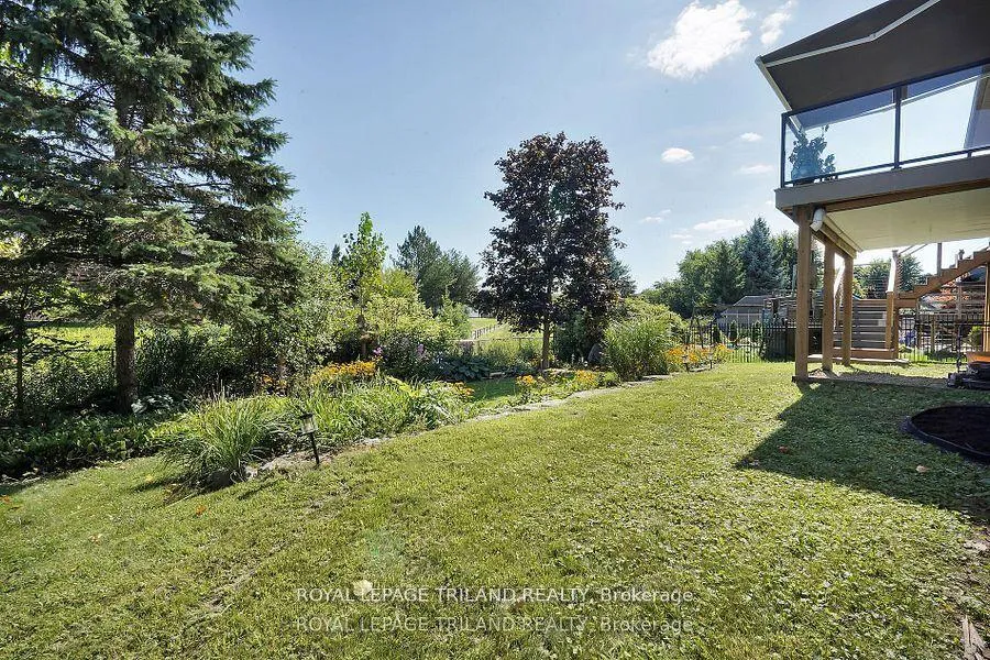 Photo 47 of 7119 Clayton Walk, London, South V — HOMEH