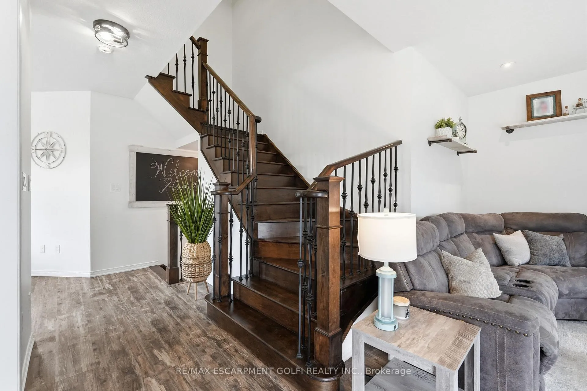 Photo 16 of 211 Odonnel Drive, Hamilton, Binbrook — HOMEH