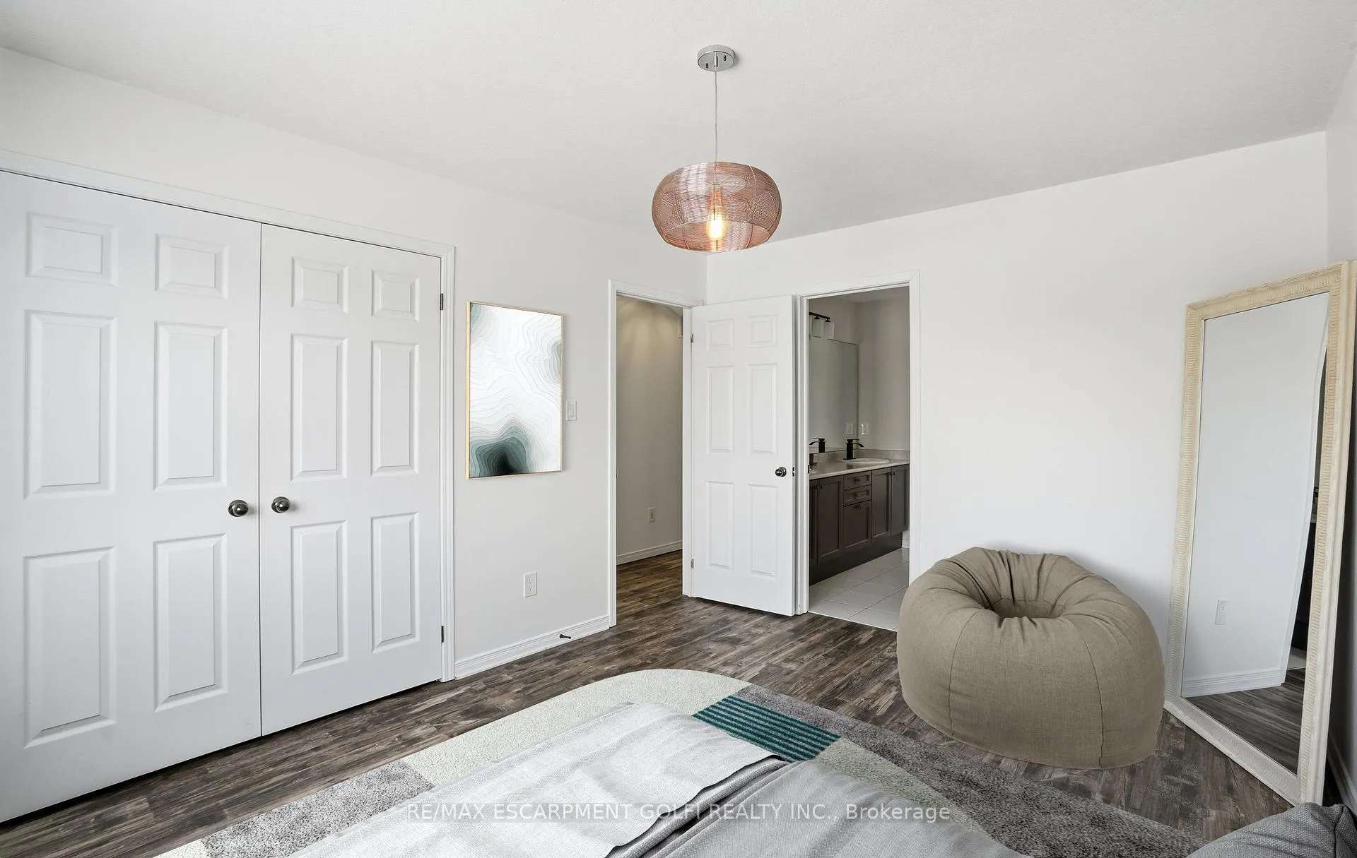 Photo 19 of 211 Odonnel Drive, Hamilton, Binbrook — HOMEH