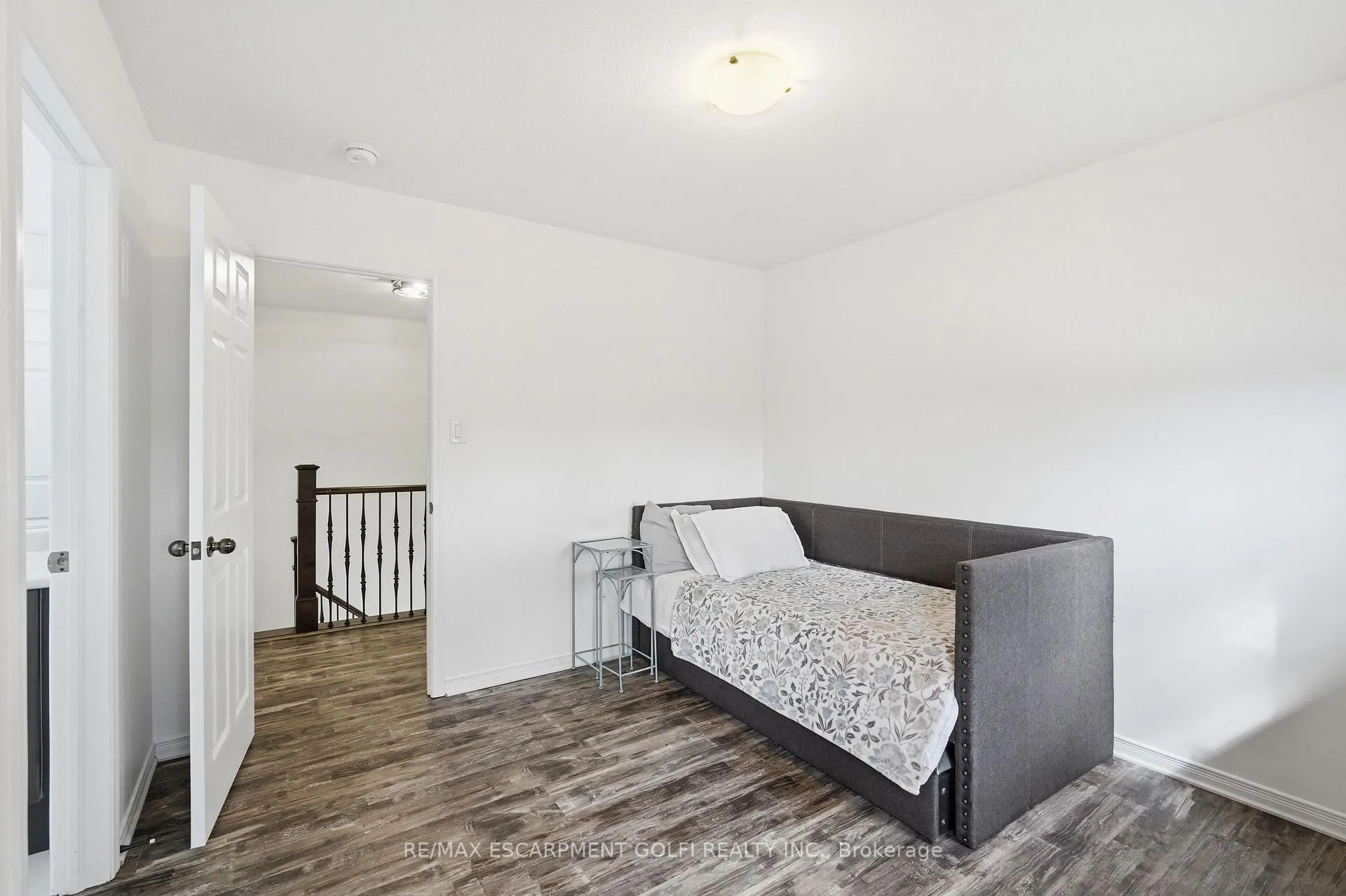 Photo 22 of 211 Odonnel Drive, Hamilton, Binbrook — HOMEH