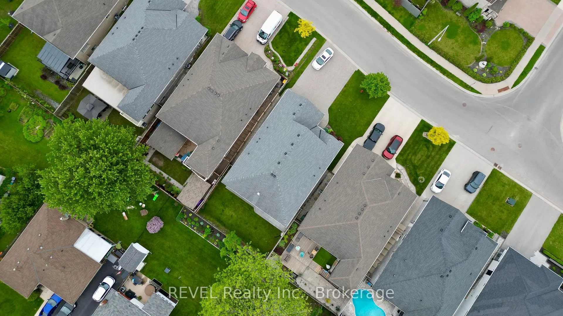 Photo 44 of 7135 Optimist Lane, Niagara Falls, Morrison — HOMEH