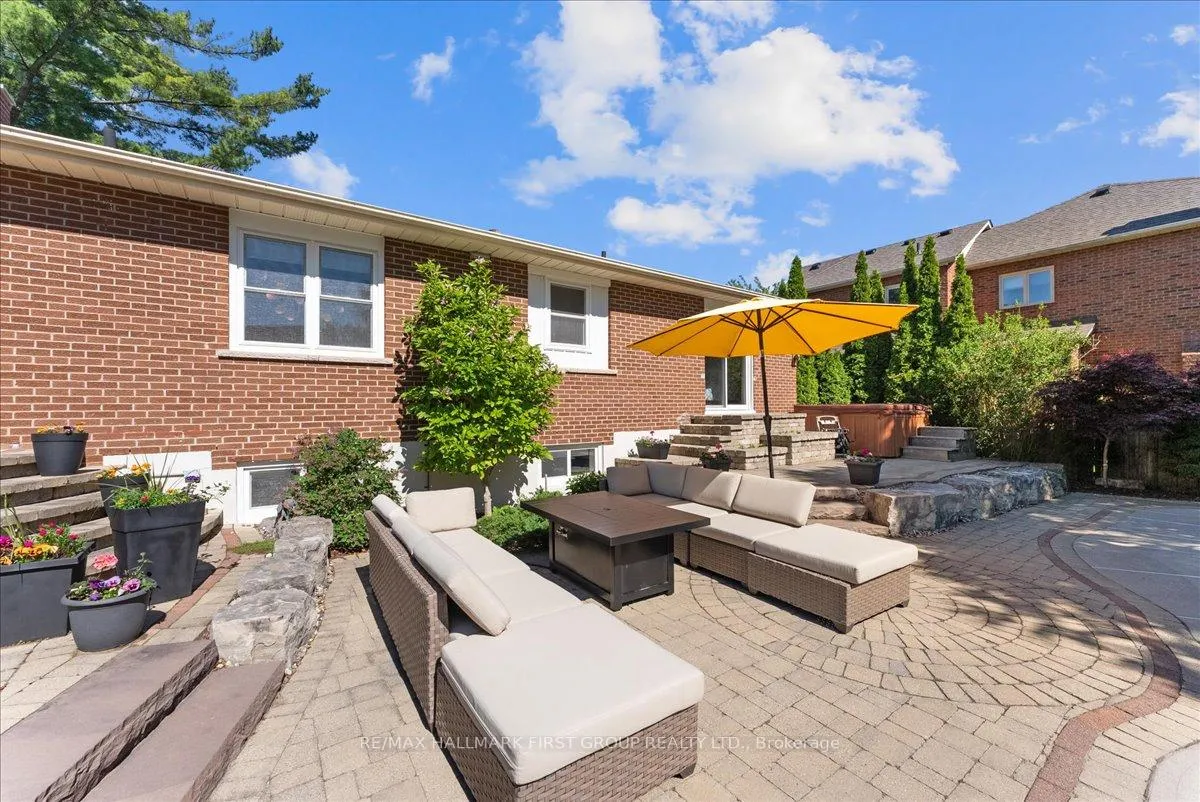 Photo 38 of 1978 Fairport Road, Pickering, Dunbarton — HOMEH