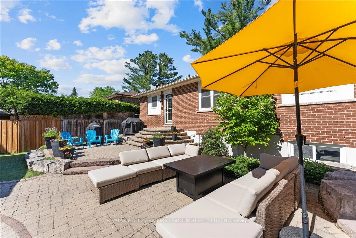 Photo 41 of 1978 Fairport Road, Pickering, Dunbarton — HOMEH