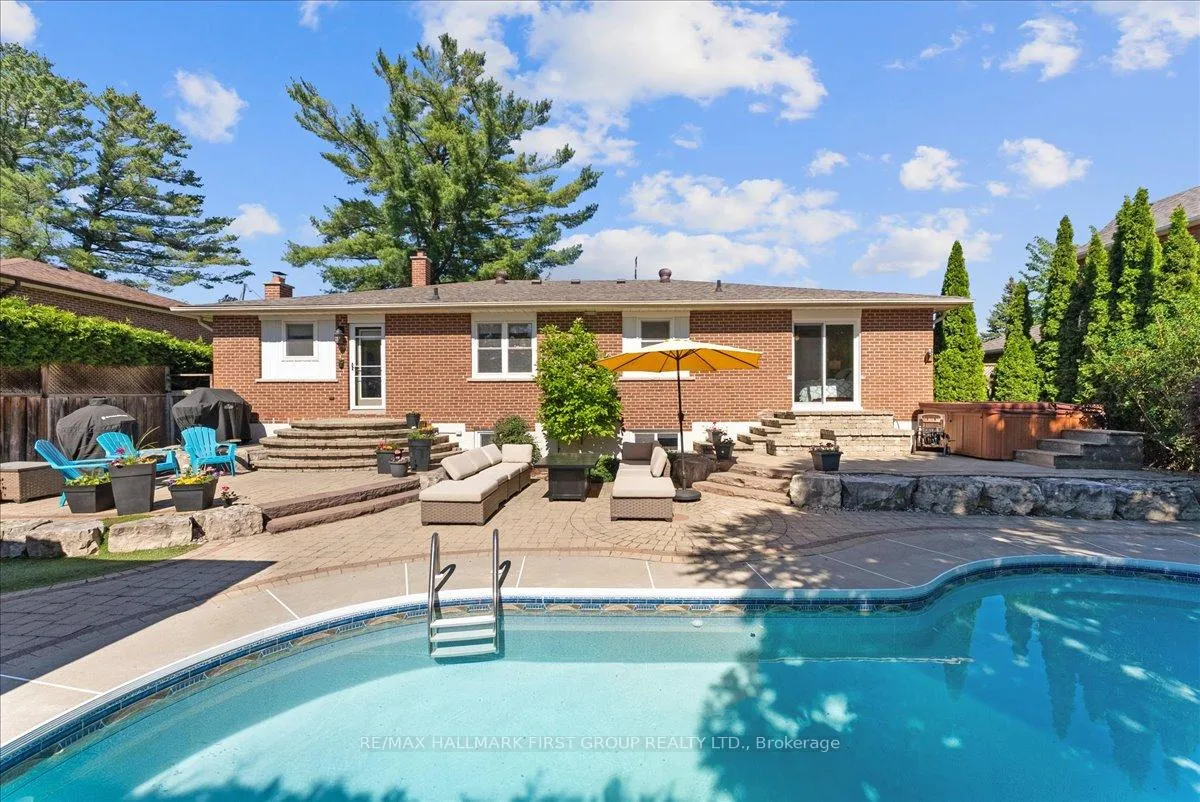 Photo 42 of 1978 Fairport Road, Pickering, Dunbarton — HOMEH