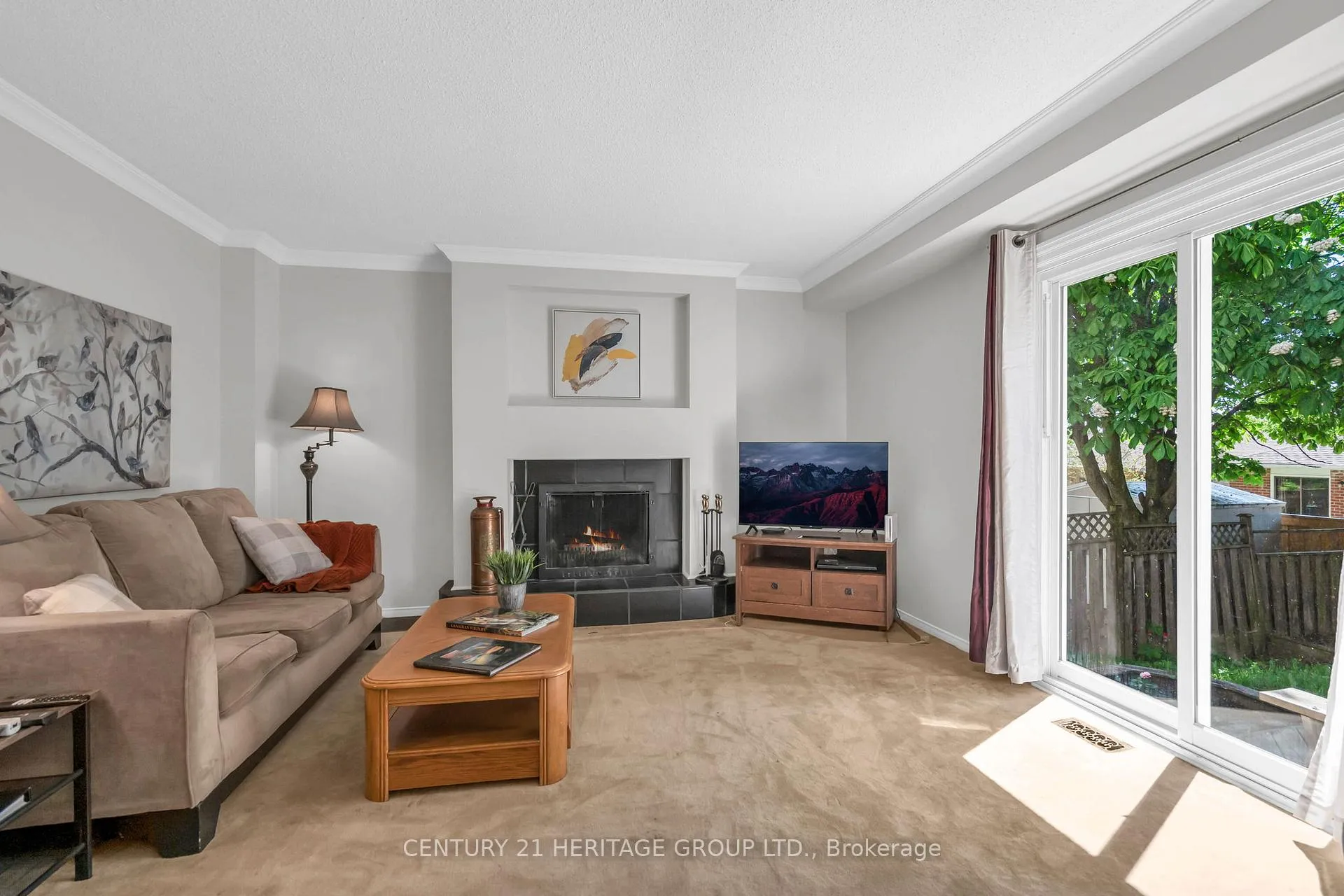 Photo 20 of 228 Billings Crescent, Newmarket, Bristol-London — HOMEH
