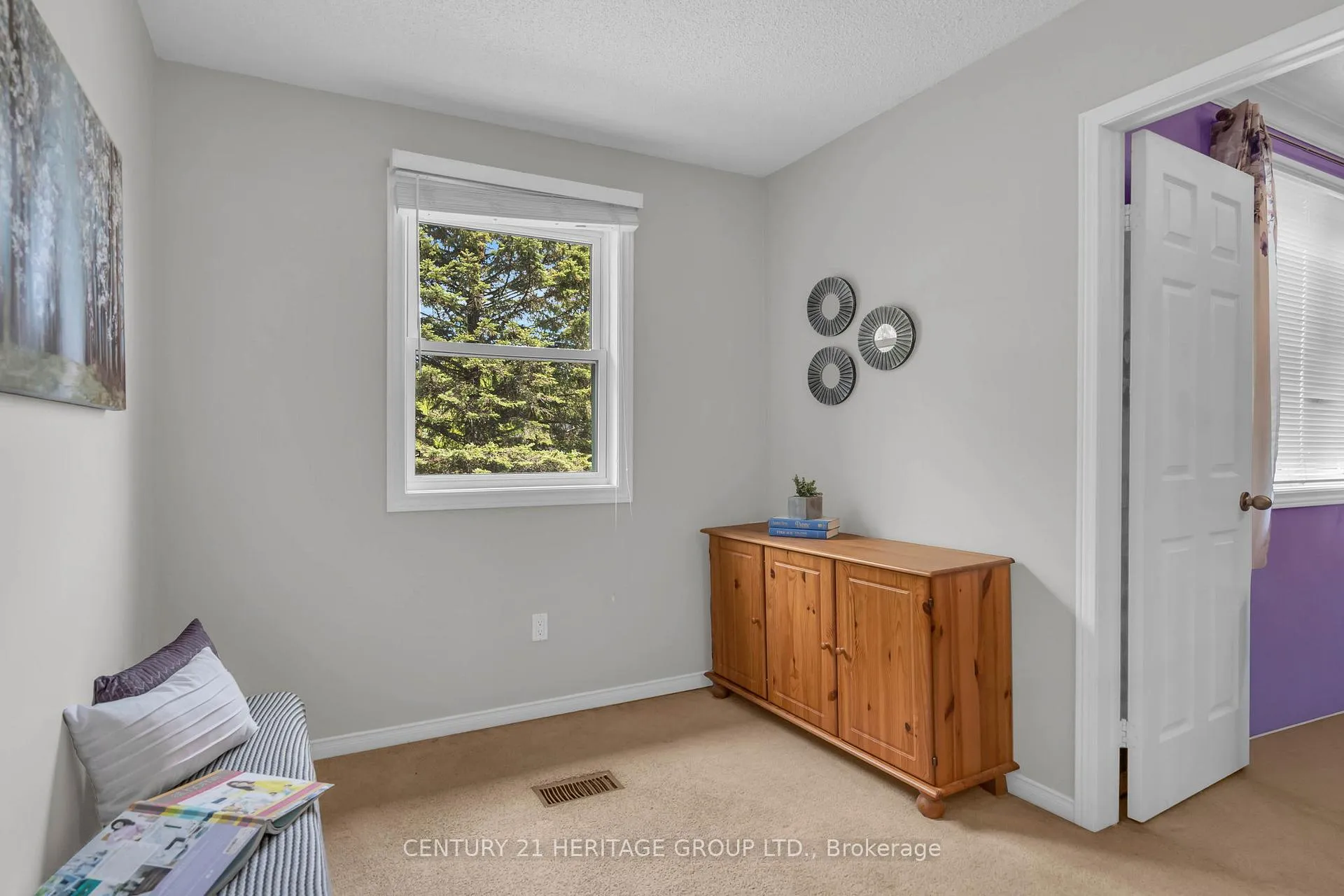 Photo 29 of 228 Billings Crescent, Newmarket, Bristol-London — HOMEH