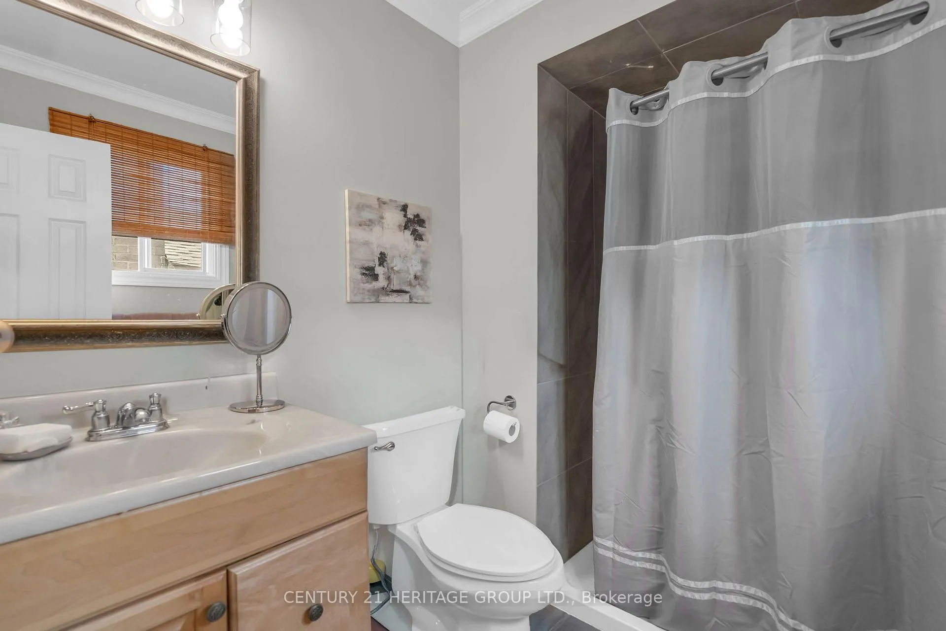 Photo 33 of 228 Billings Crescent, Newmarket, Bristol-London — HOMEH