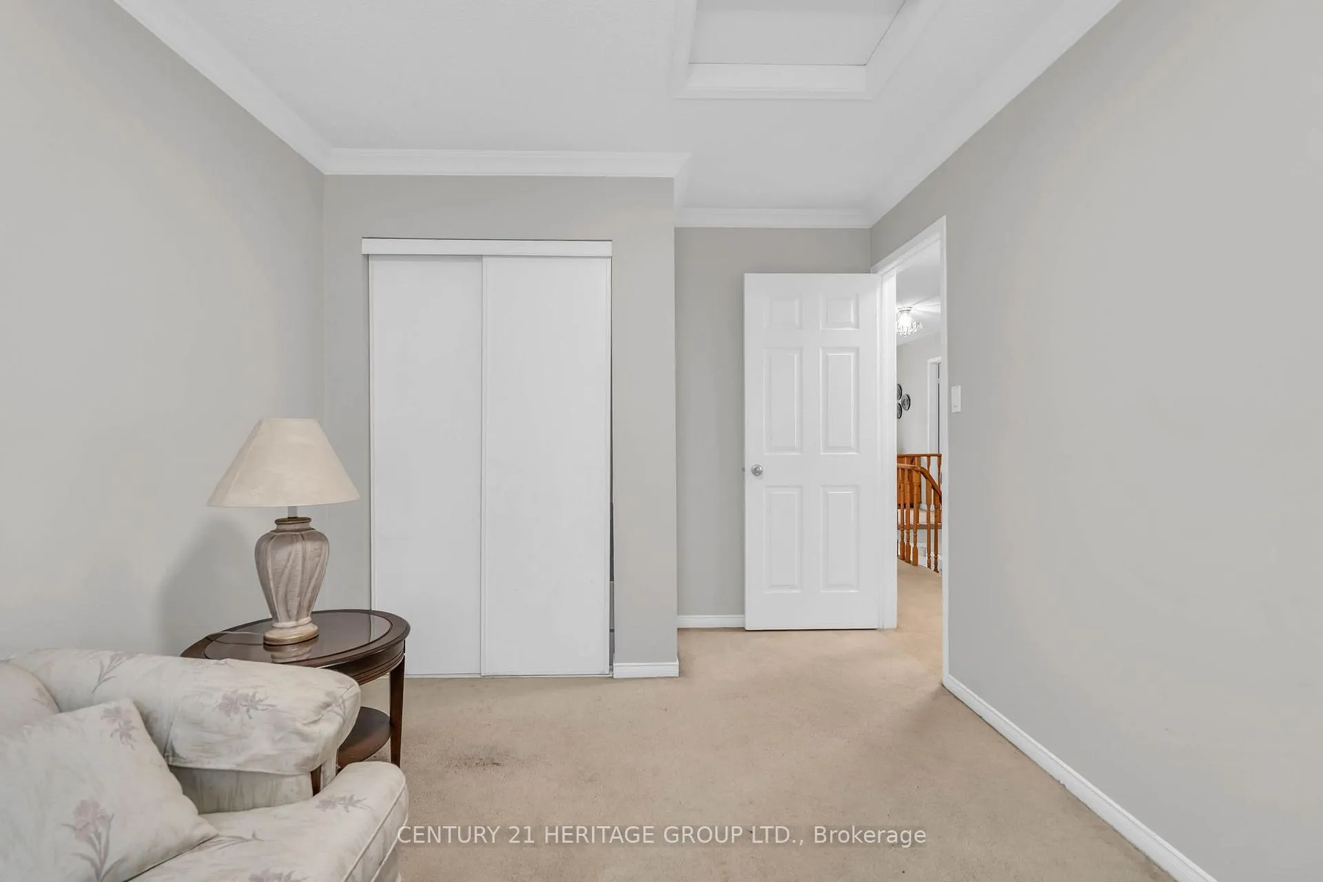 Photo 35 of 228 Billings Crescent, Newmarket, Bristol-London — HOMEH