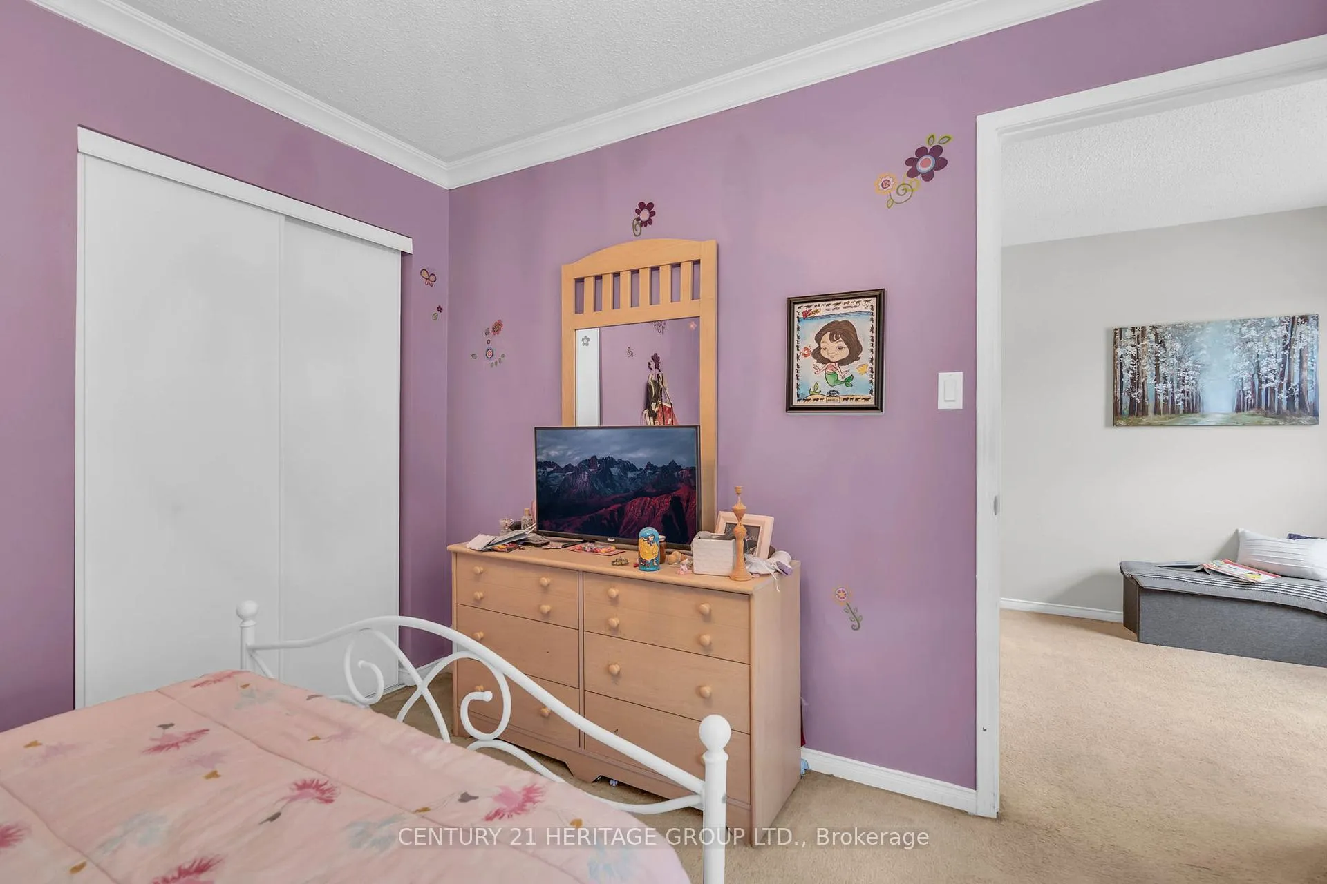 Photo 39 of 228 Billings Crescent, Newmarket, Bristol-London — HOMEH