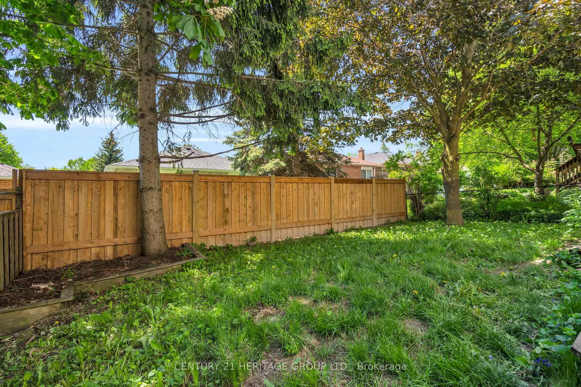 Photo 45 of 228 Billings Crescent, Newmarket, Bristol-London — HOMEH